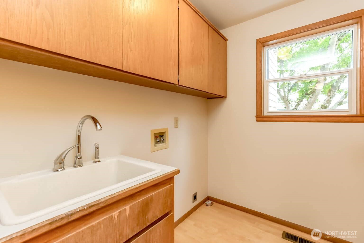 2031 Edith Avenue Property Photo 11
