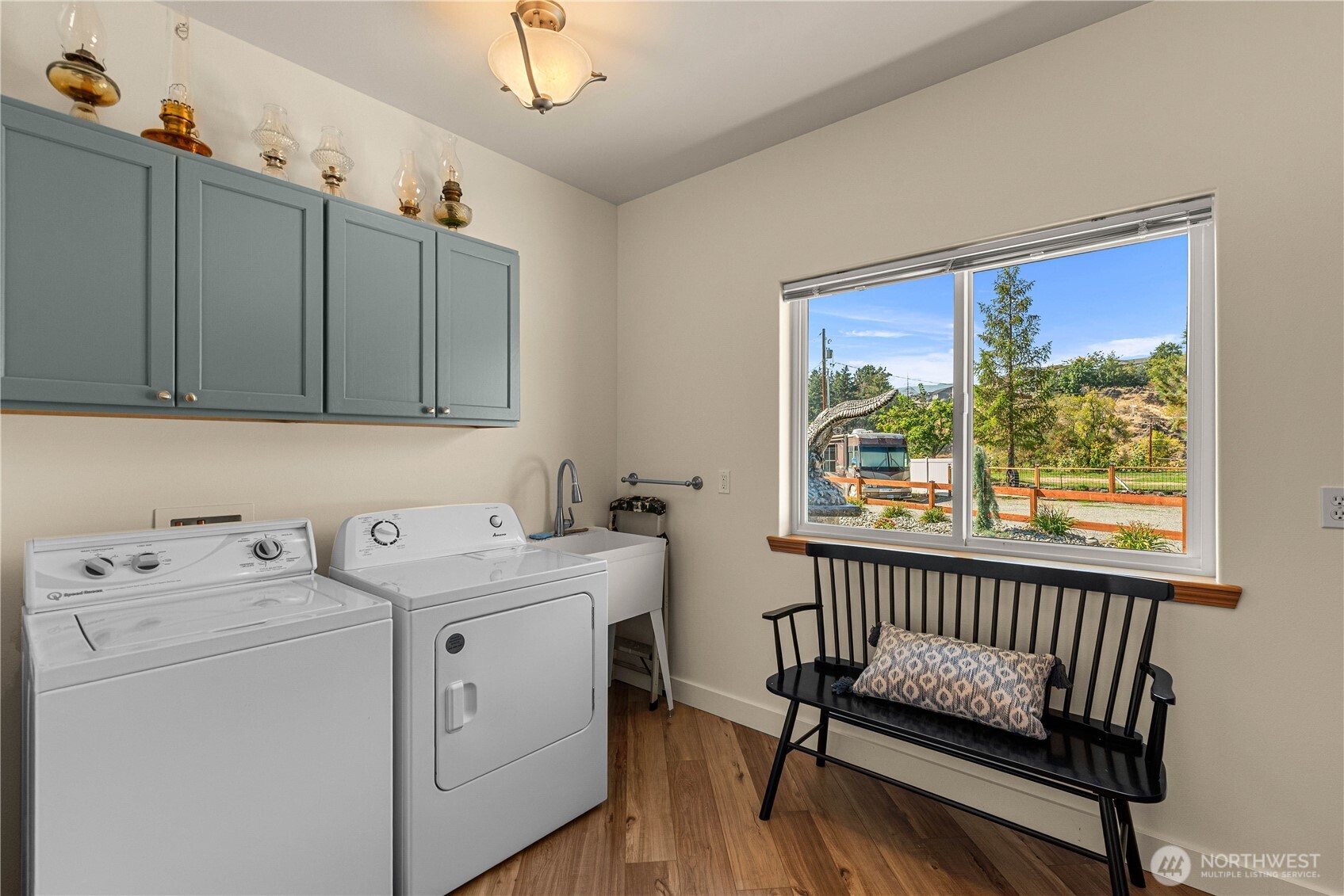 3020 Noon Way Property Photo 26