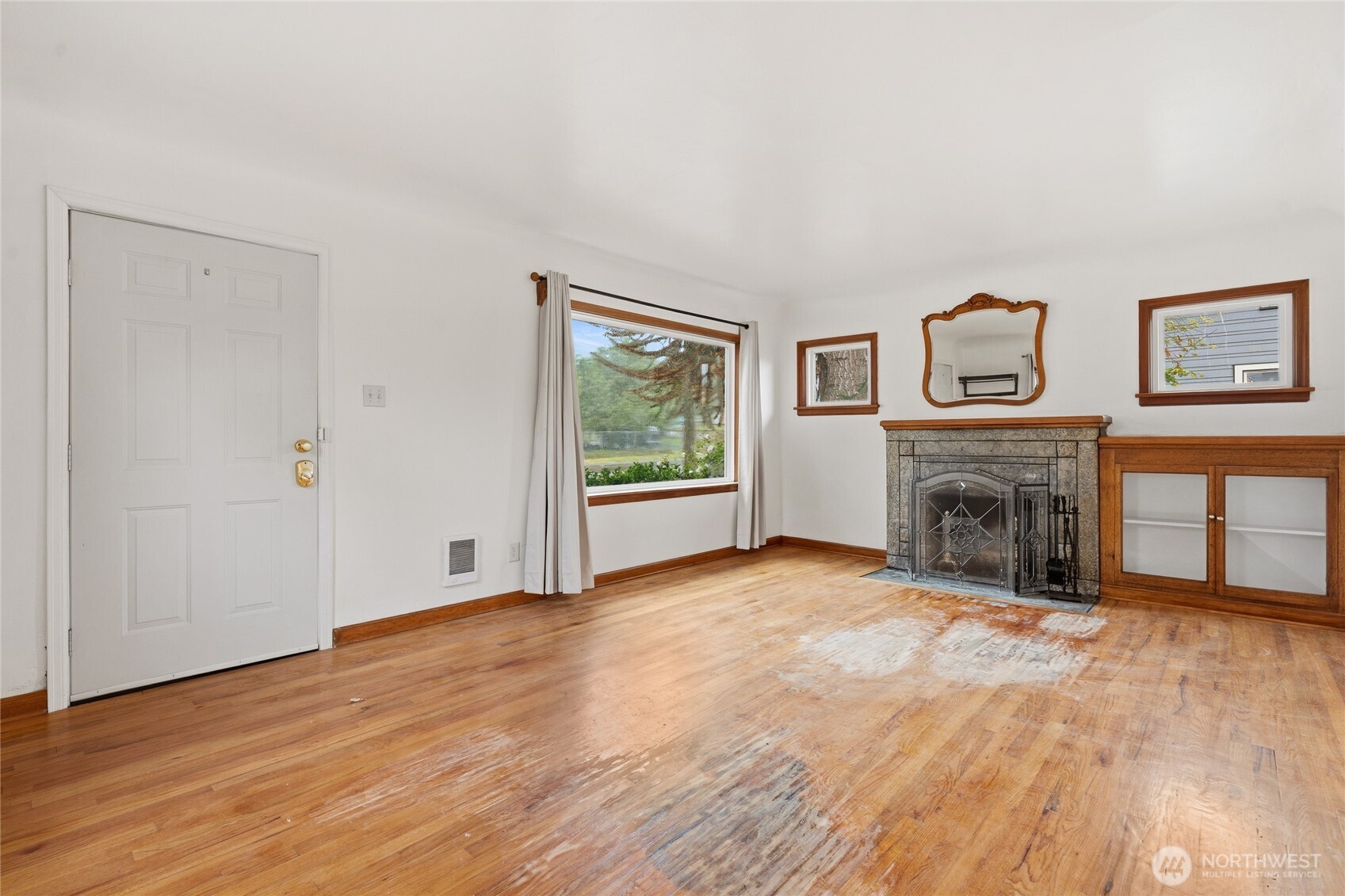 1813 S 23rd Street Property Photo 6