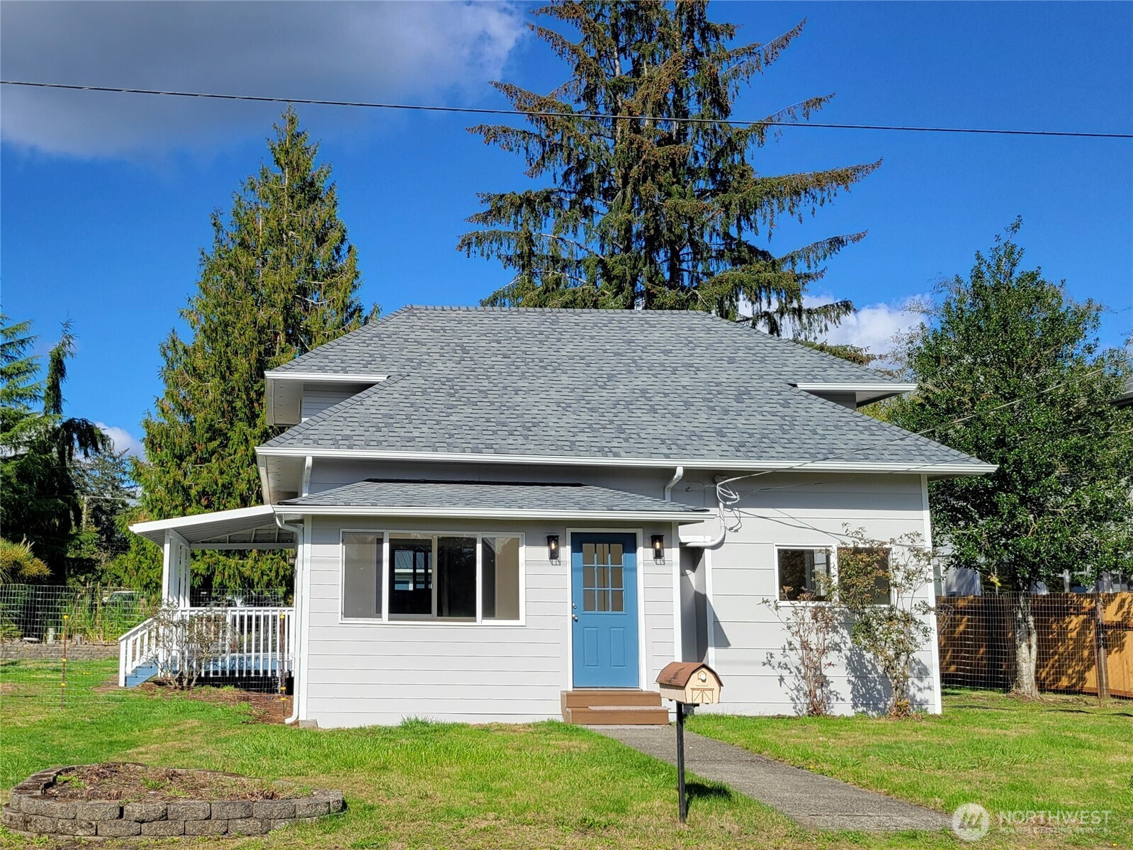 904 Lafayette Street Property Photo 1