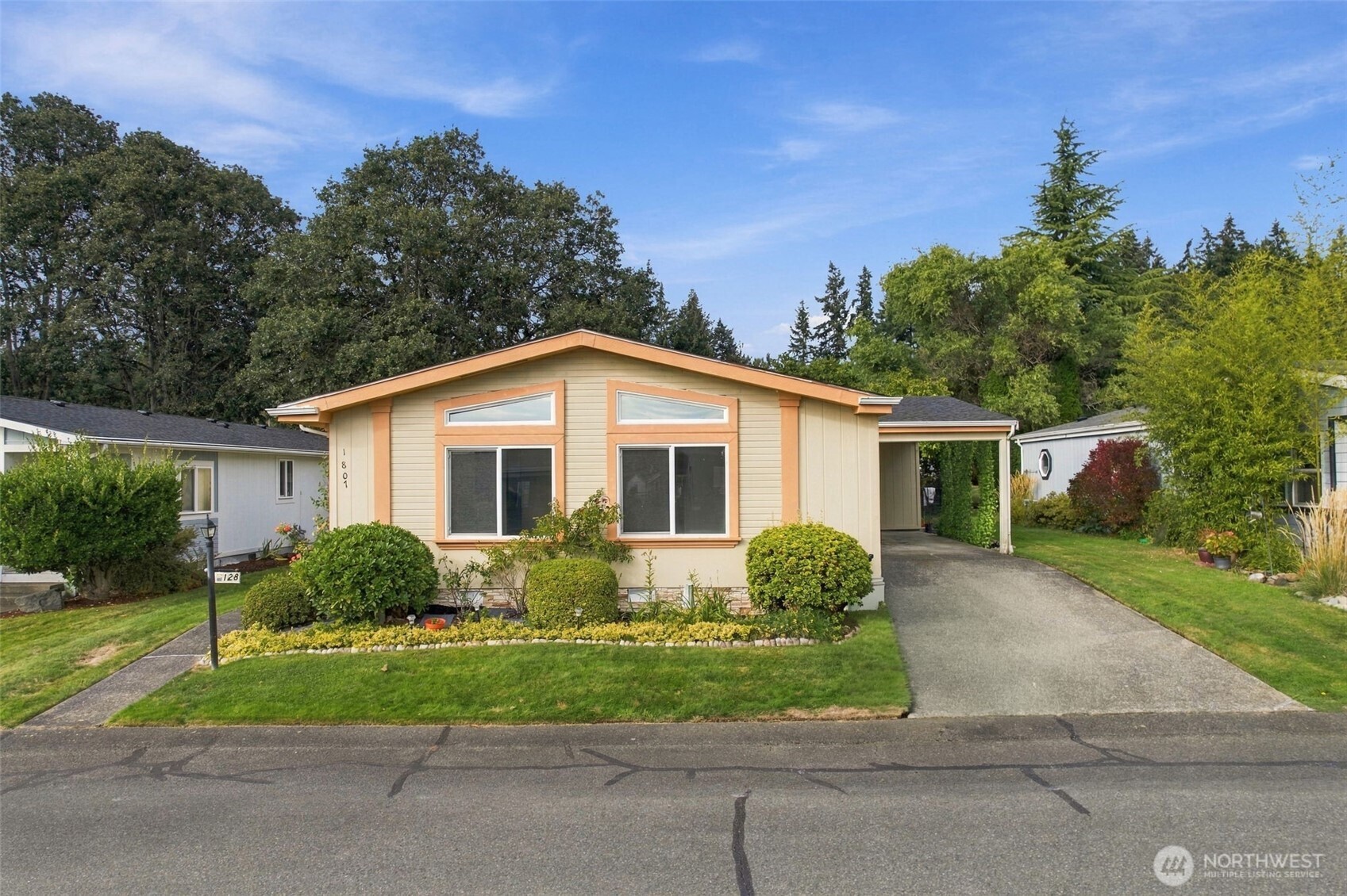 1807 138th Street 128 Property Photo 1