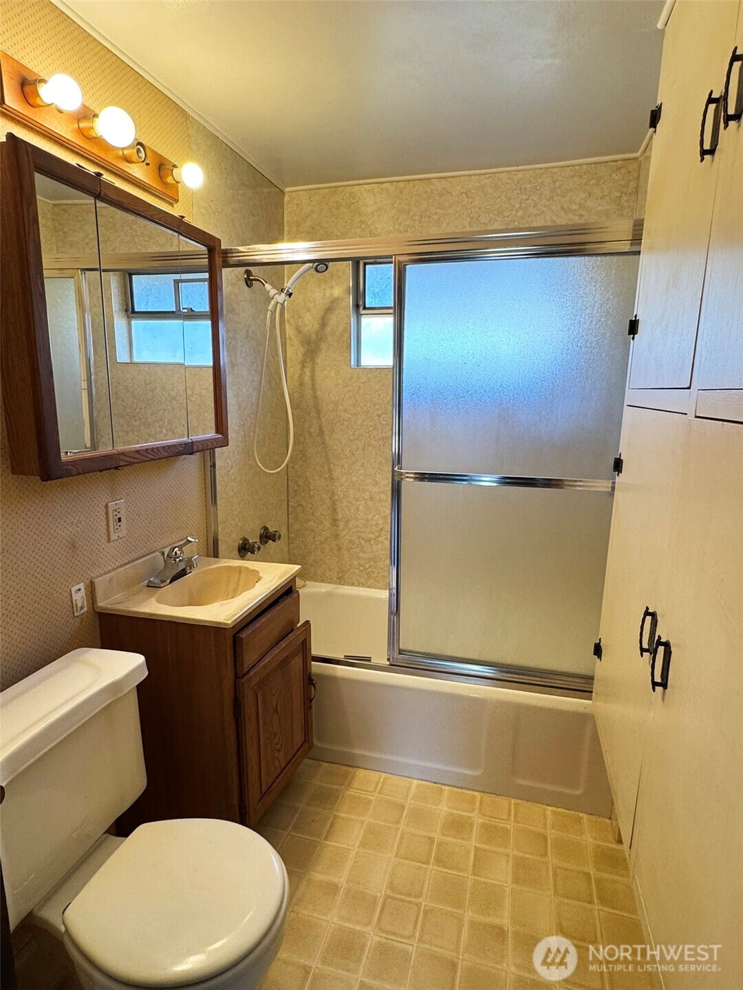 12346 1st Avenue Property Photo 9