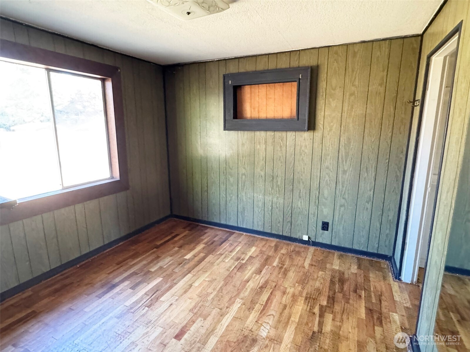 12346 1st Avenue Property Photo 10