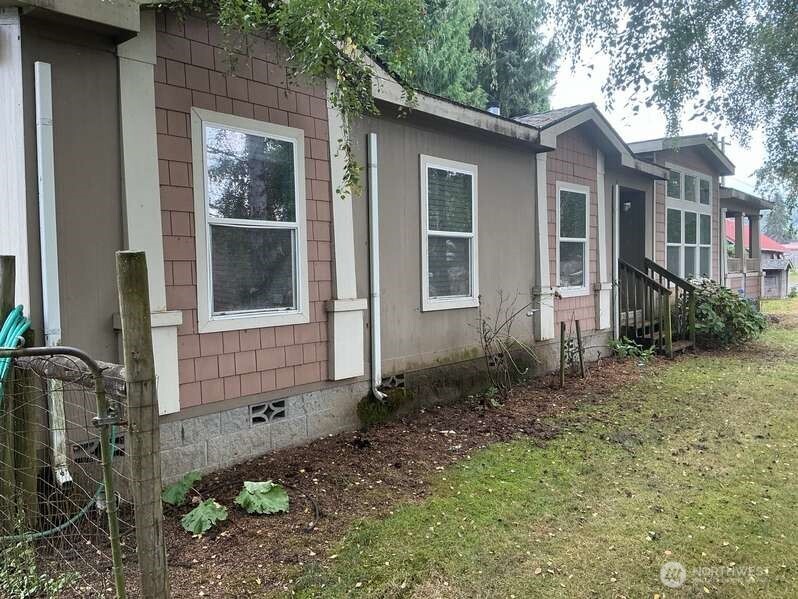 106 Jordan Road Property Photo 1