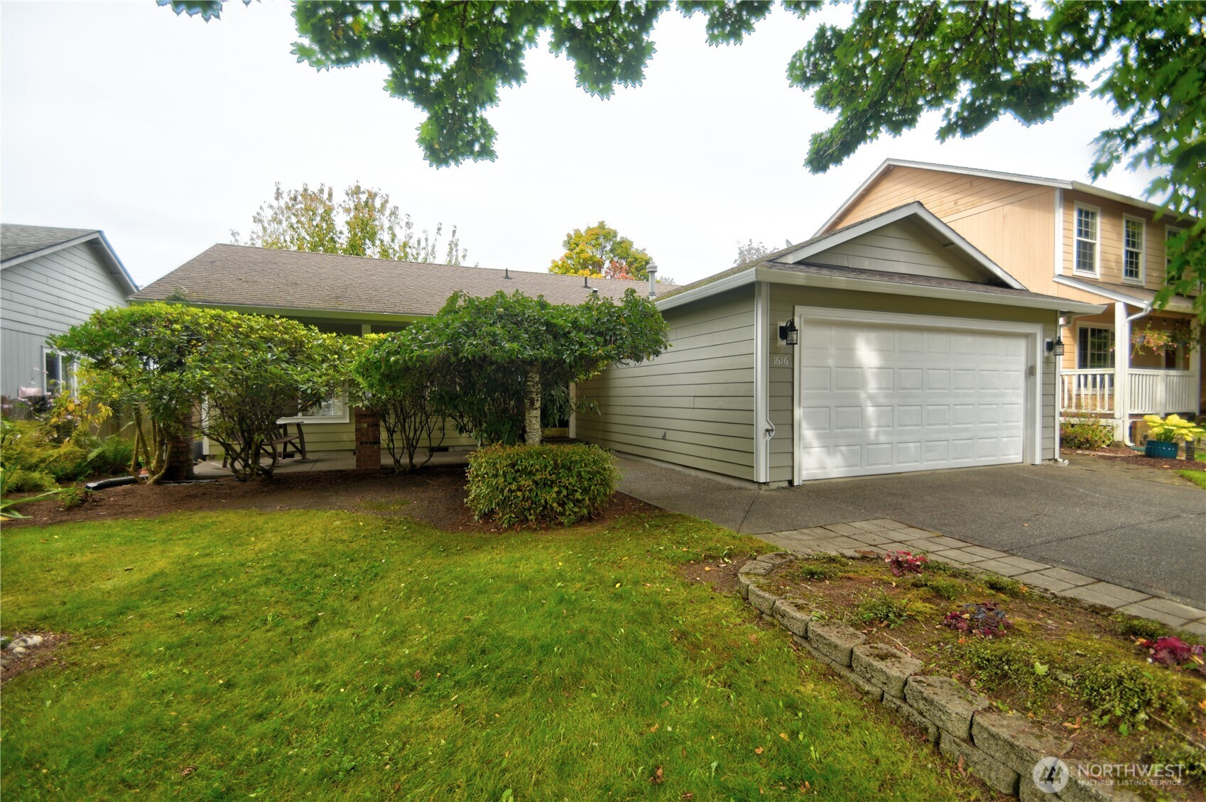 1616 Bright Star Way Property Photo 2