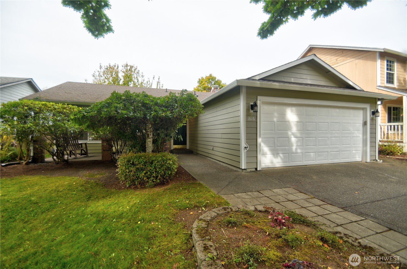 1616 Bright Star Way Property Photo 3