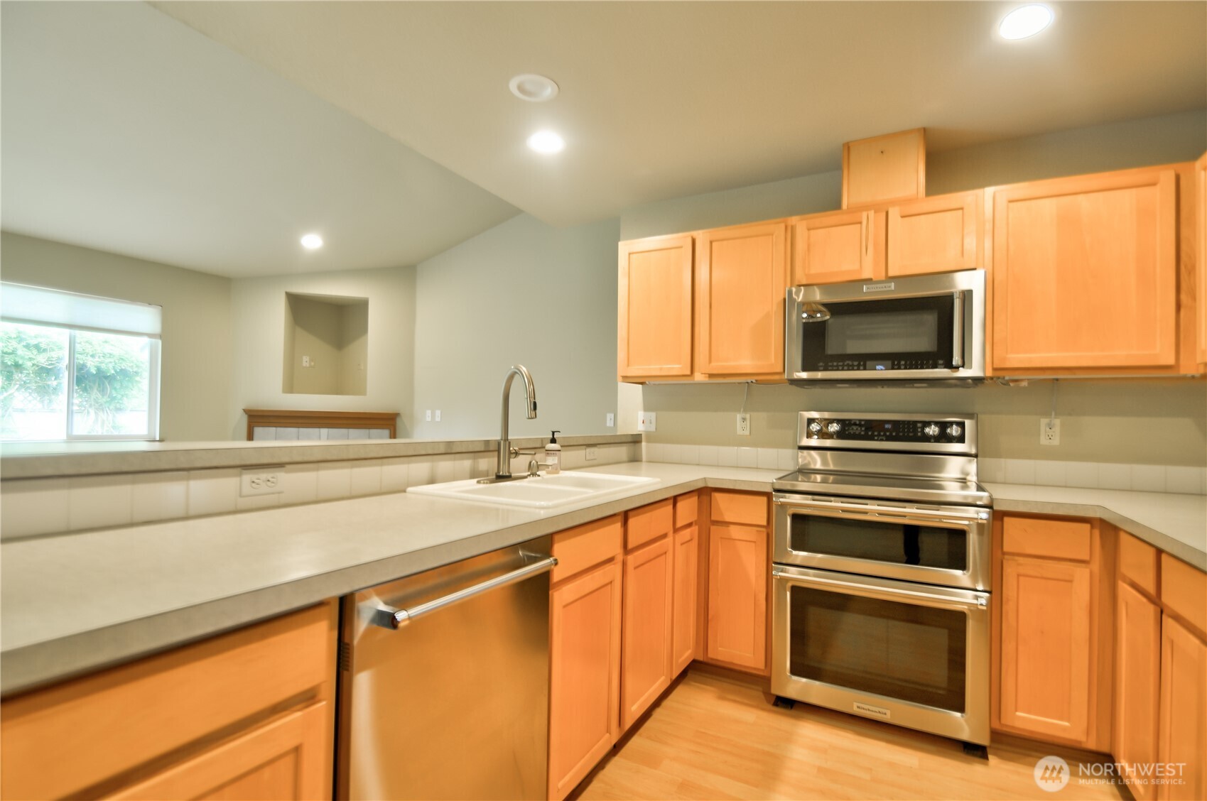 1616 Bright Star Way Property Photo 12