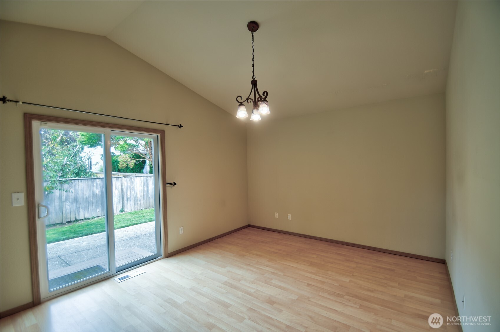 1616 Bright Star Way Property Photo 13