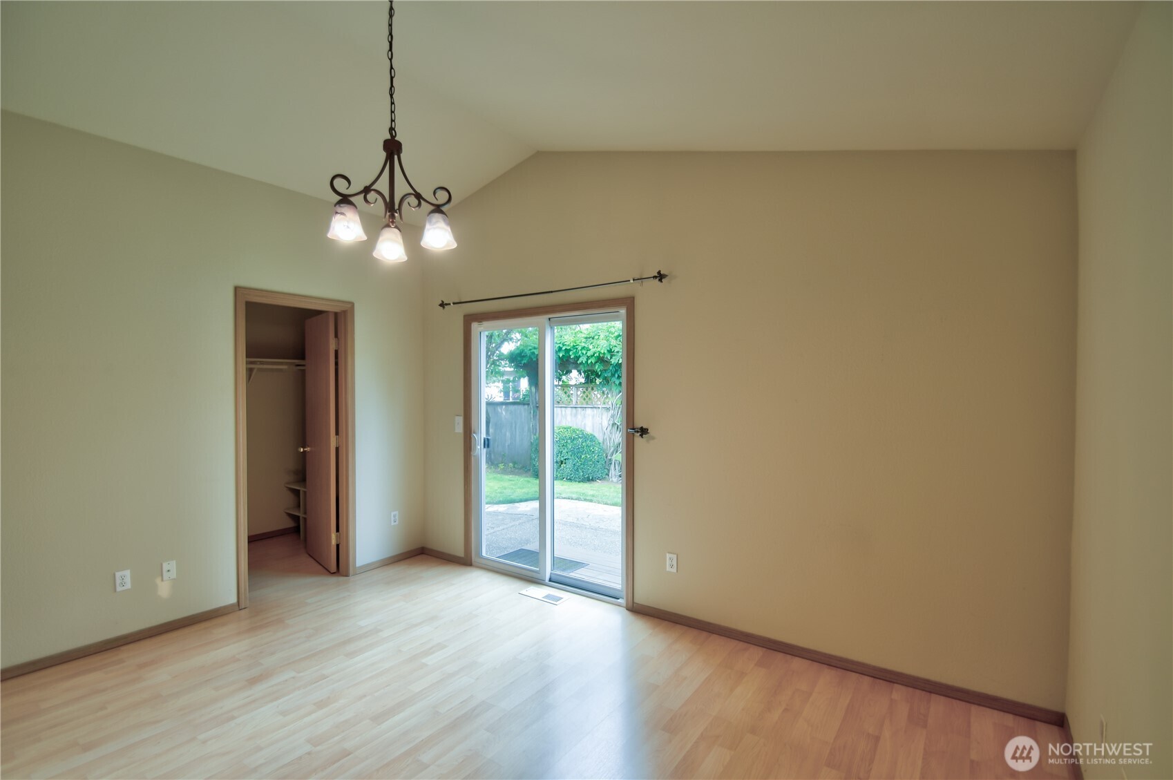 1616 Bright Star Way Property Photo 14