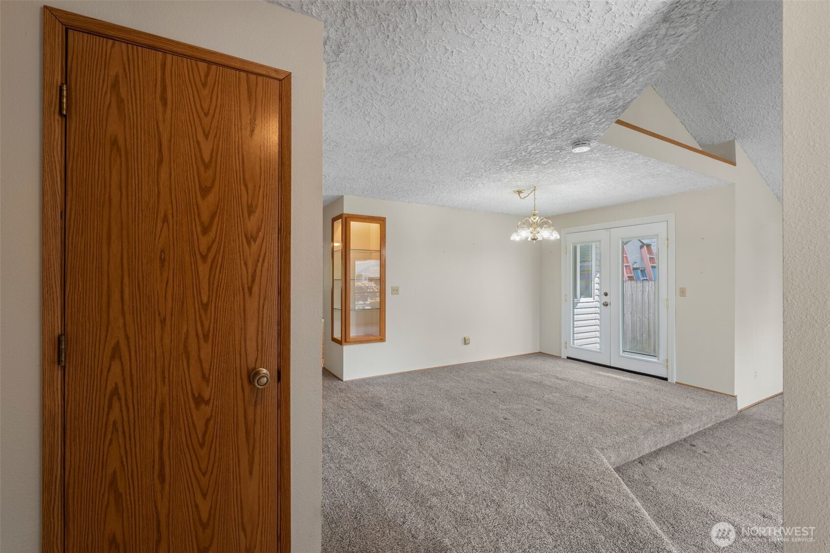 503 Ne 160th Avenue Property Photo 9