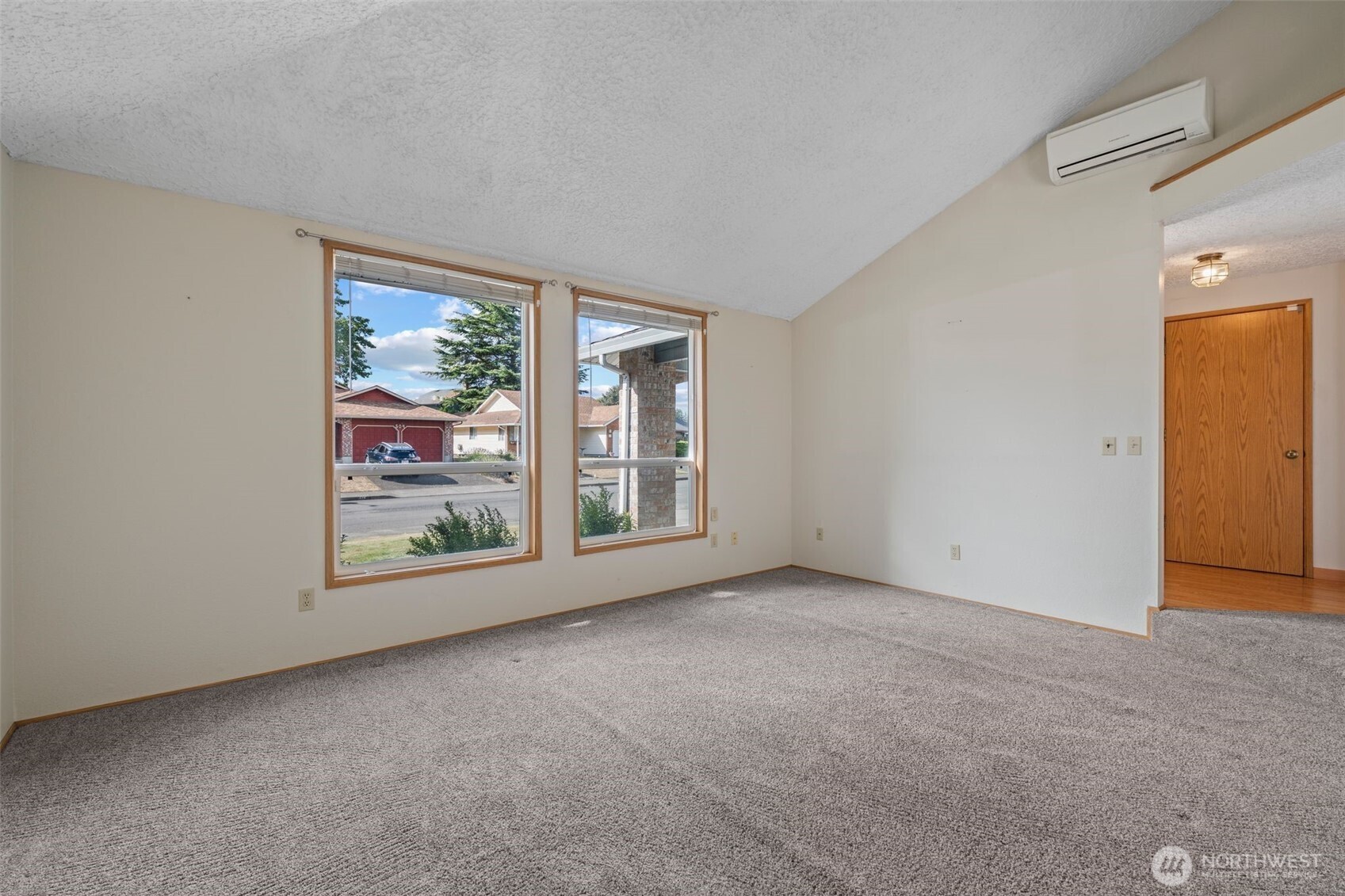 503 Ne 160th Avenue Property Photo 11