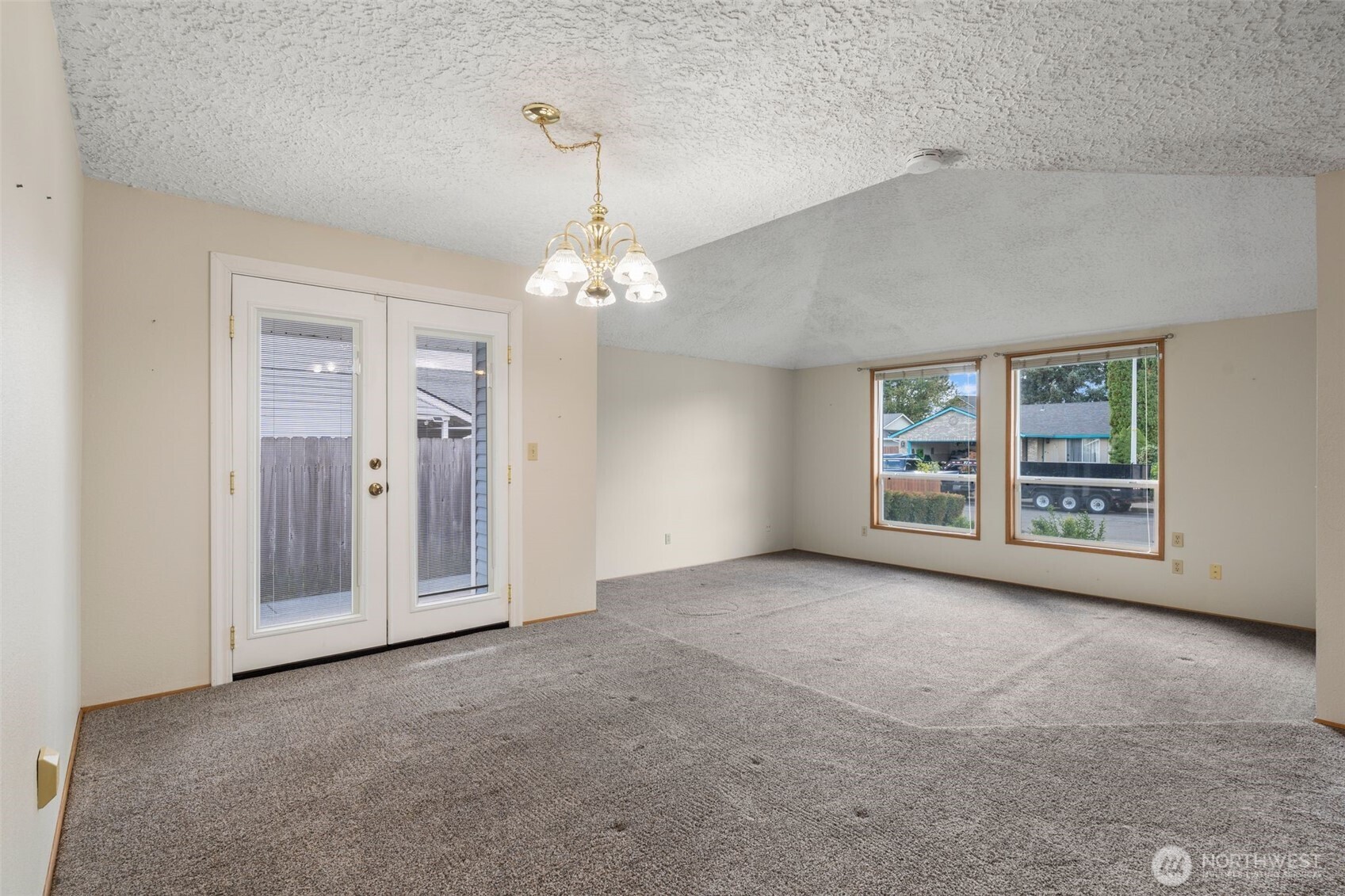 503 Ne 160th Avenue Property Photo 15