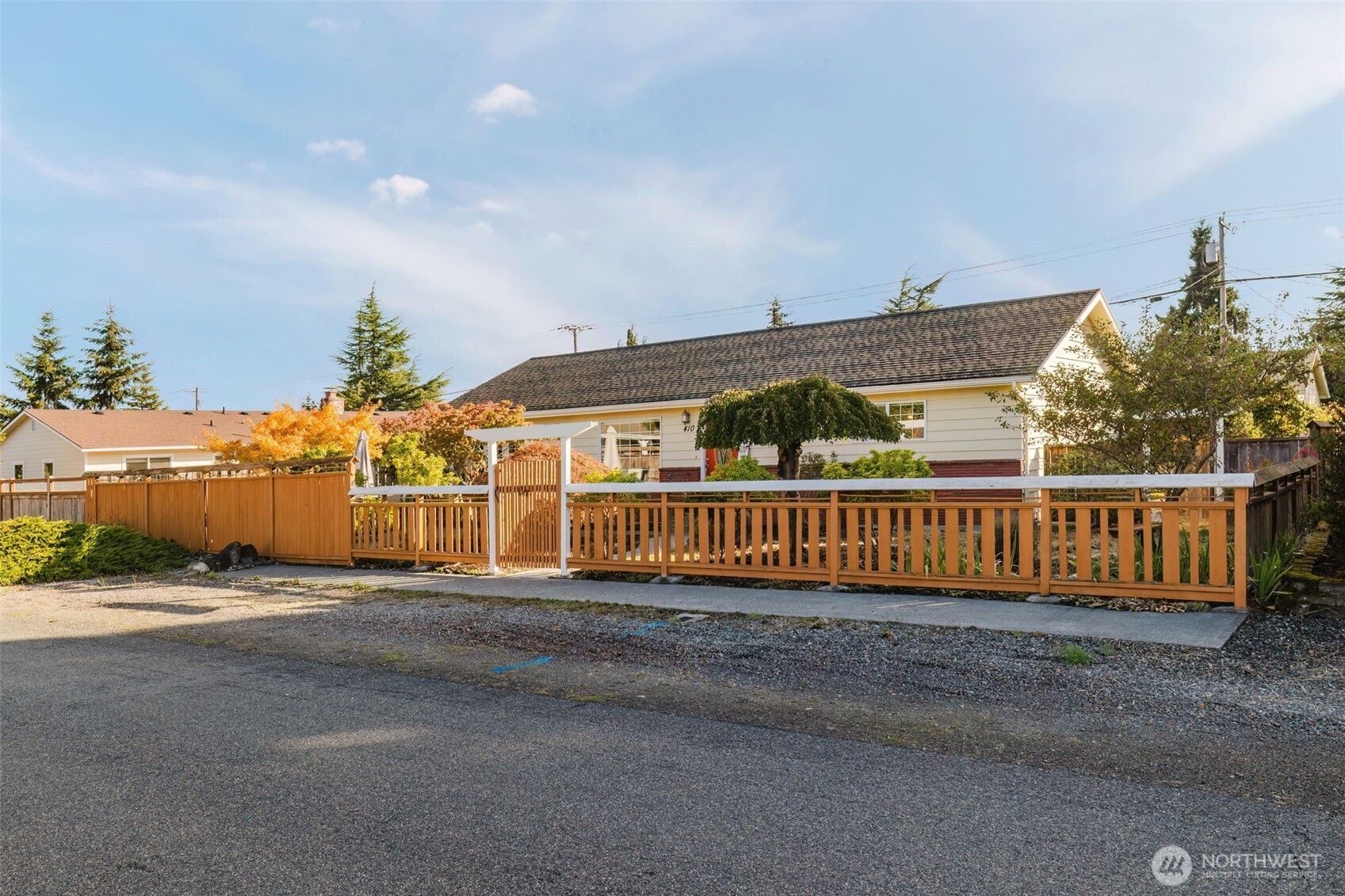 410 N Knapman Avenue Property Photo 1