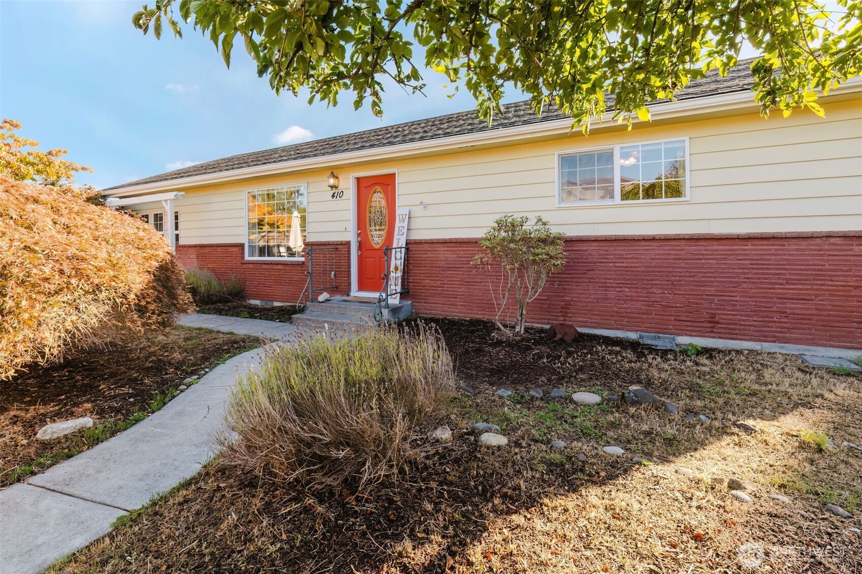 410 N Knapman Avenue Property Photo 5