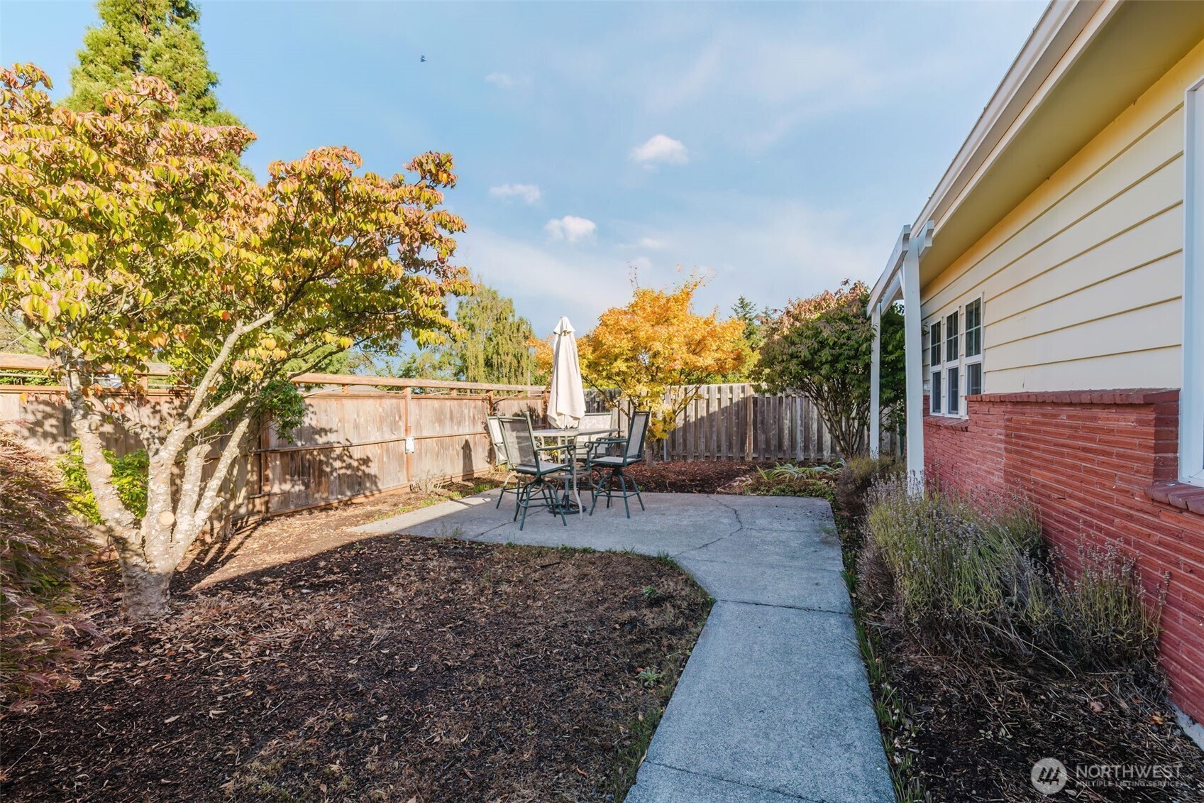 410 N Knapman Avenue Property Photo 6