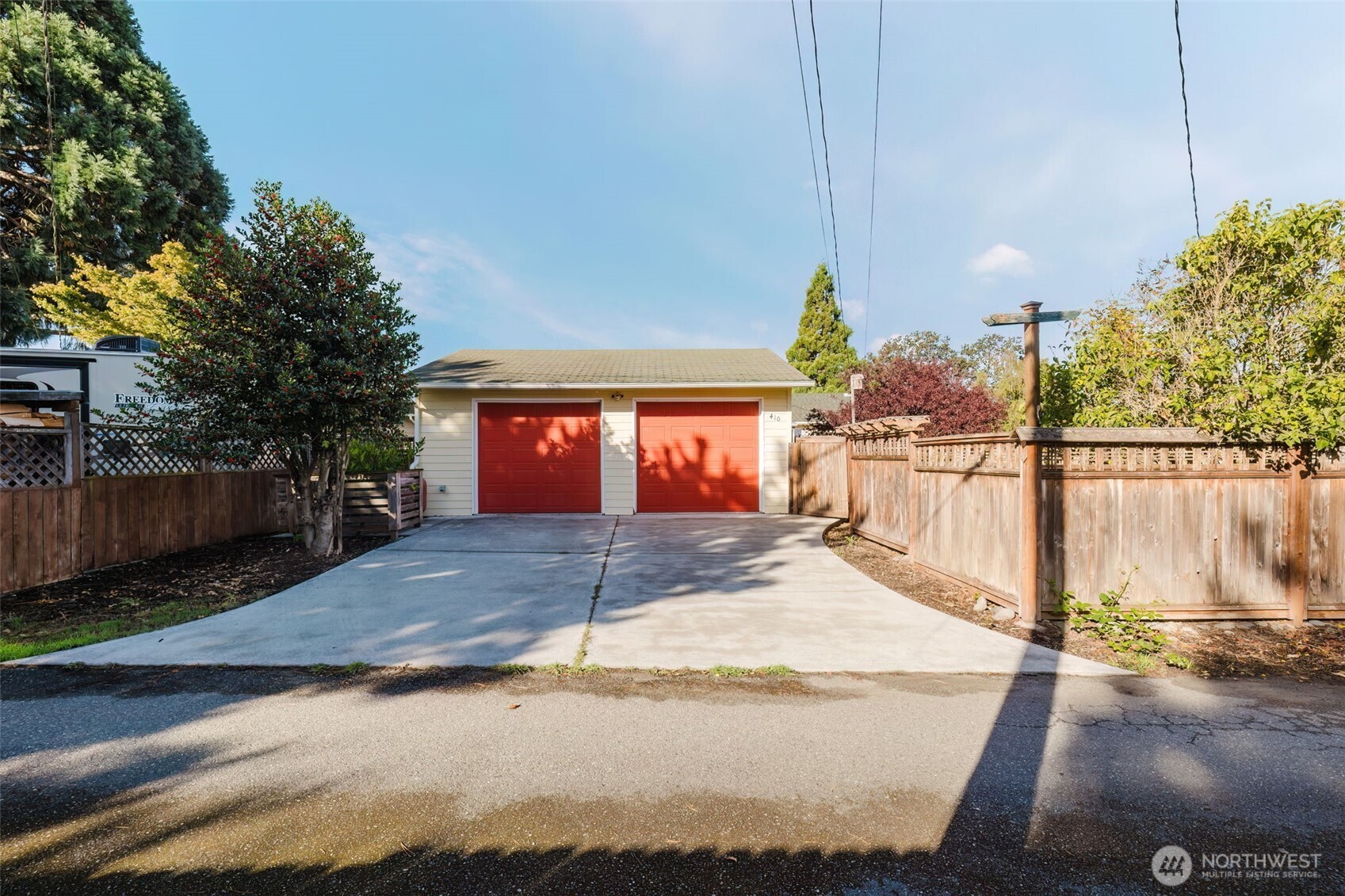 410 N Knapman Avenue Property Photo 39