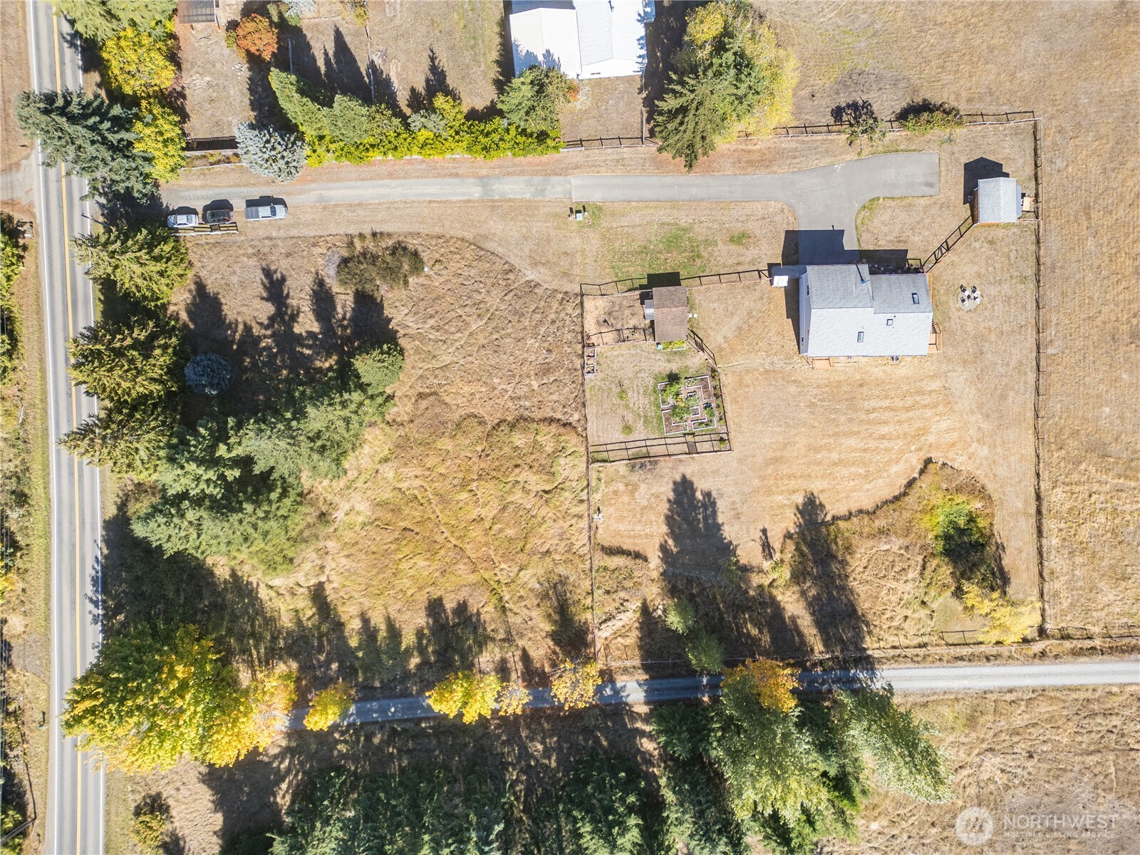 1485 Deer Park Road Property Photo 3
