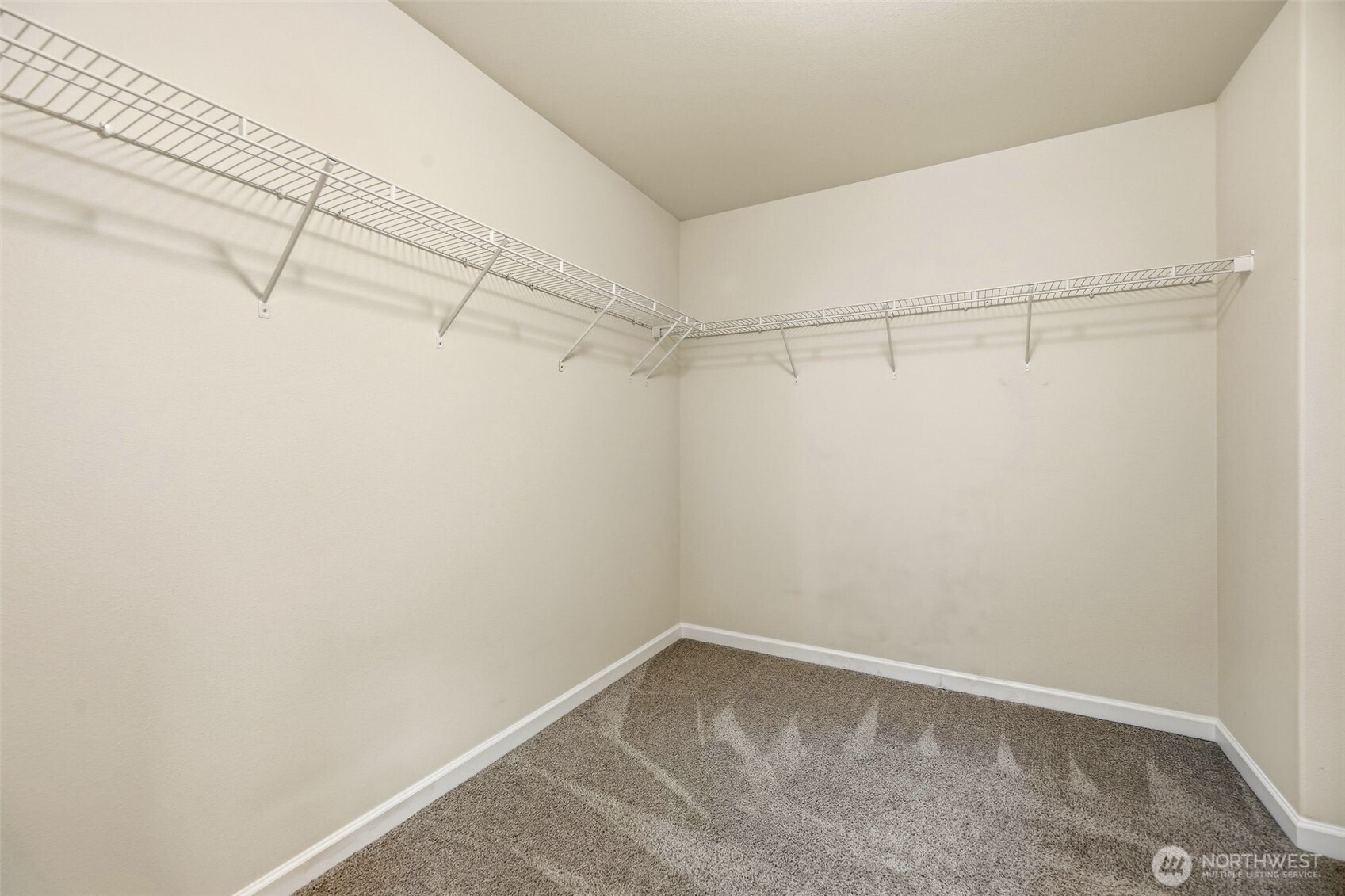 3273 Loch Ness Loop Property Photo 19