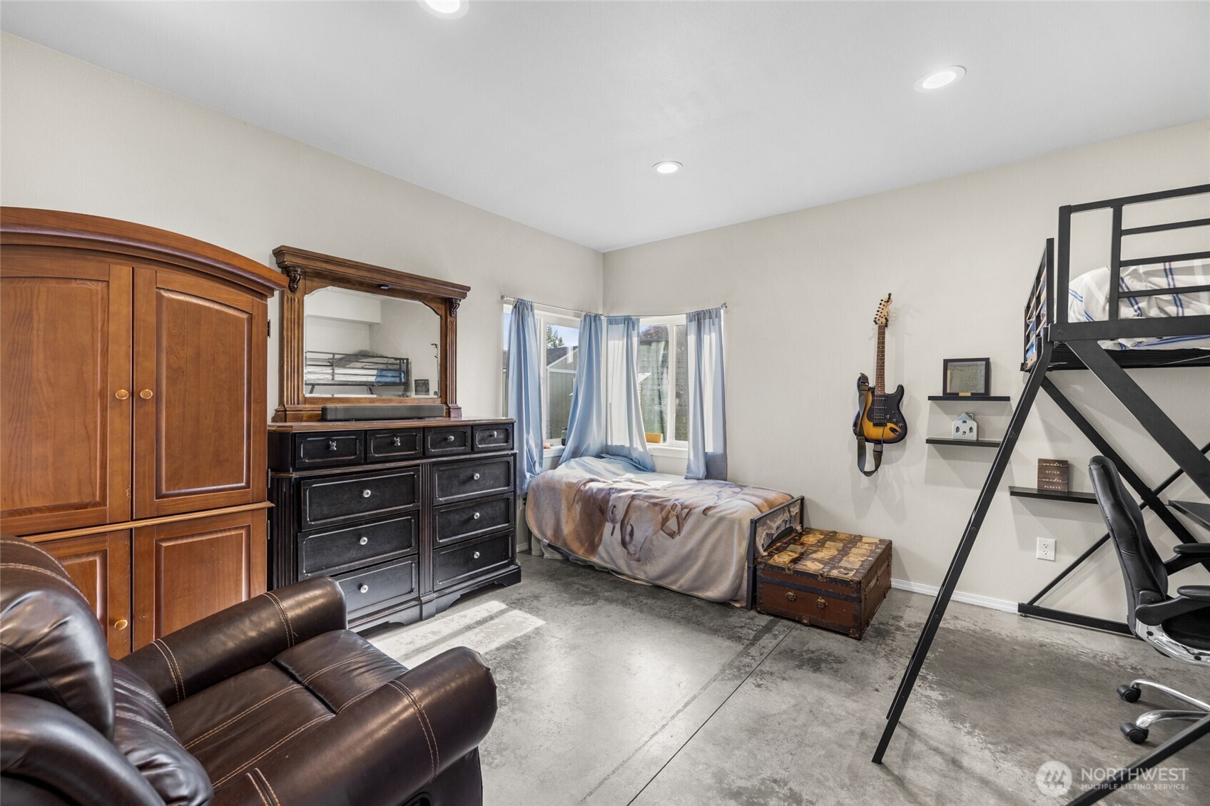 3696 Legg Road Property Photo 13