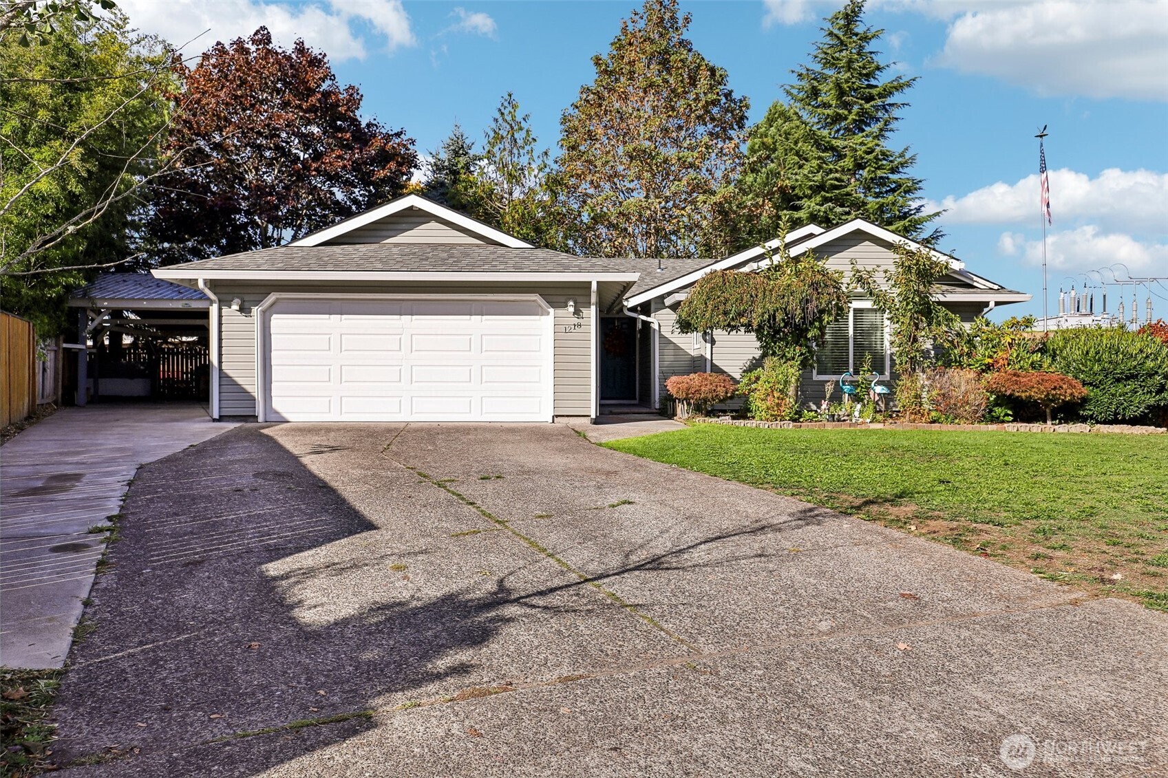1218 Se Park Crest Avenue Property Photo 2