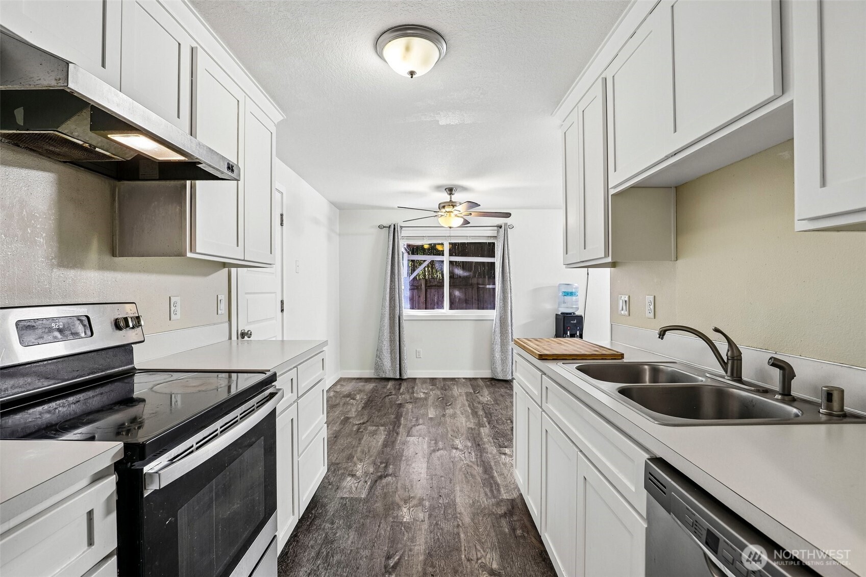 1218 Se Park Crest Avenue Property Photo 6