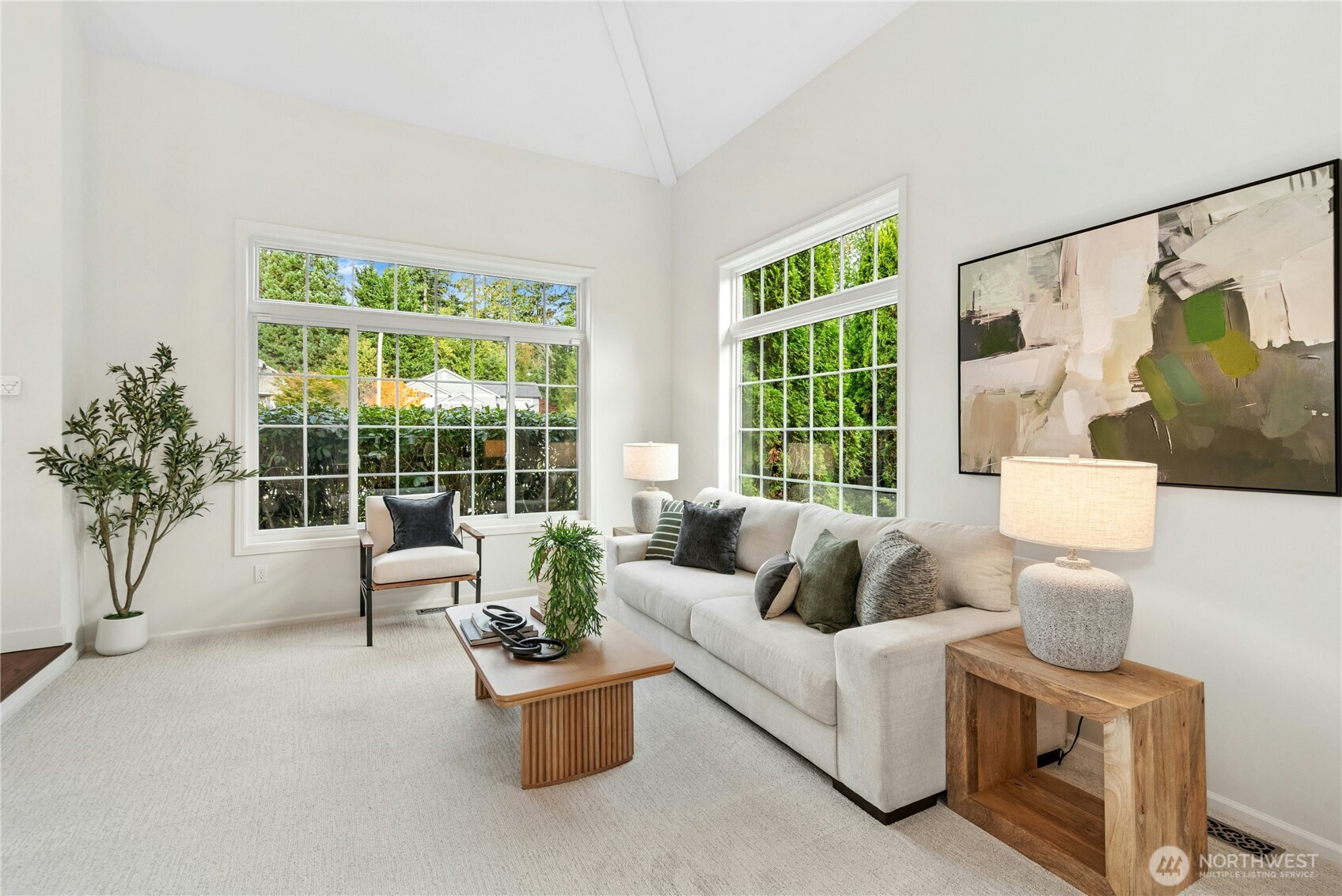 1467 Sw 10th Street Property Photo 3
