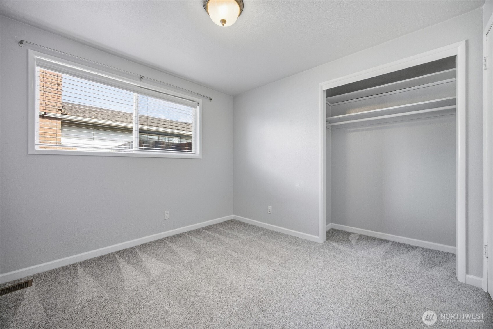 560 11th Street Property Photo 28