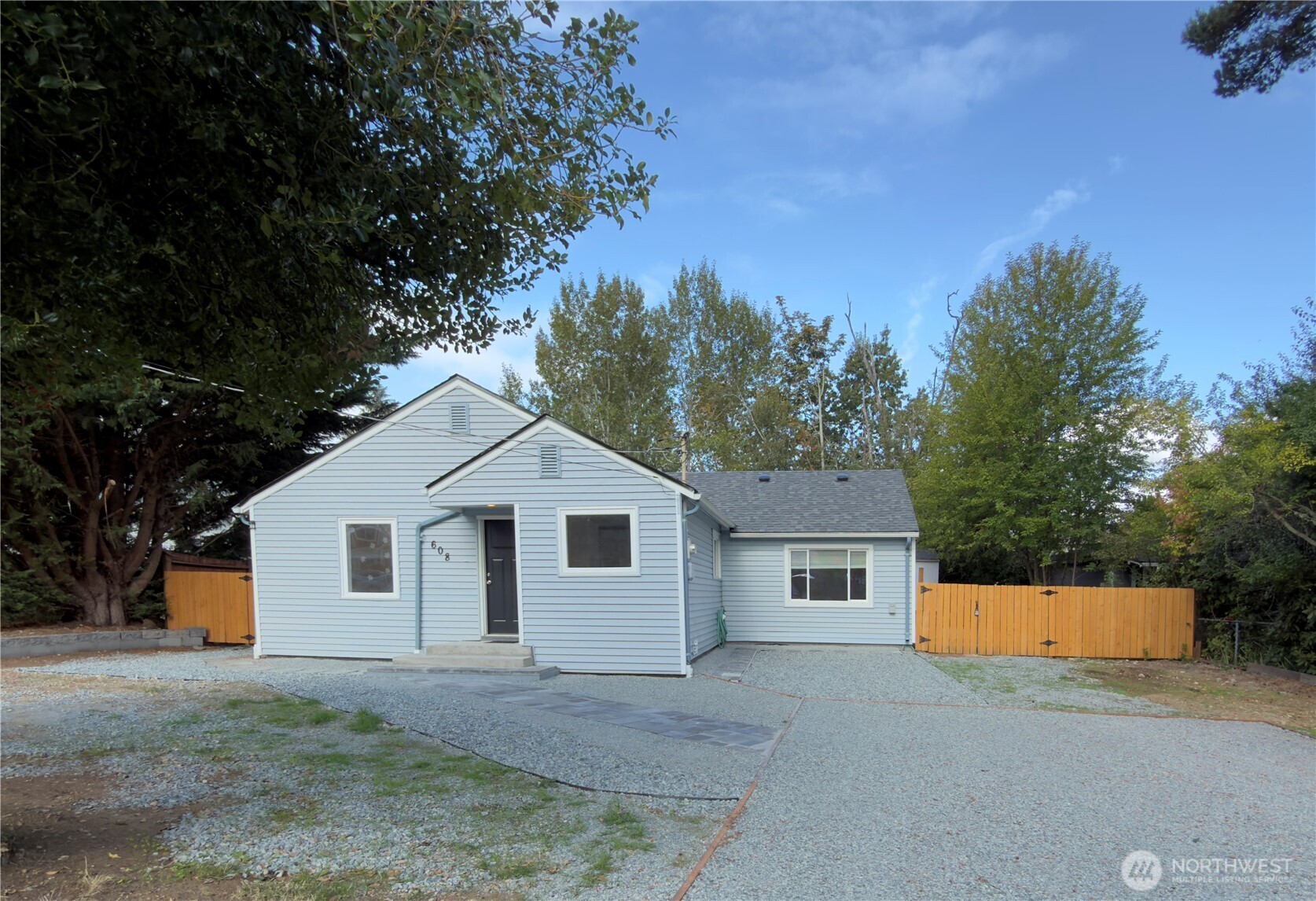 608 Sw 142nd Street Property Photo 1