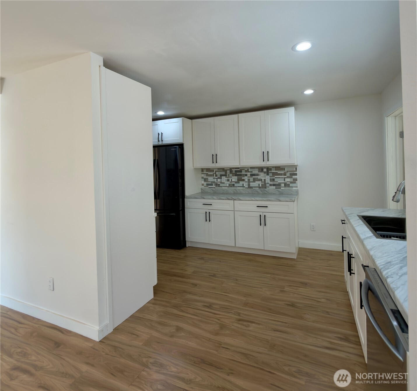 608 Sw 142nd Street Property Photo 6