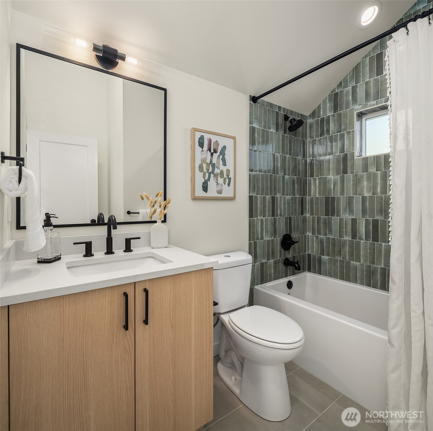 2534 30th Avenue Property Photo 18