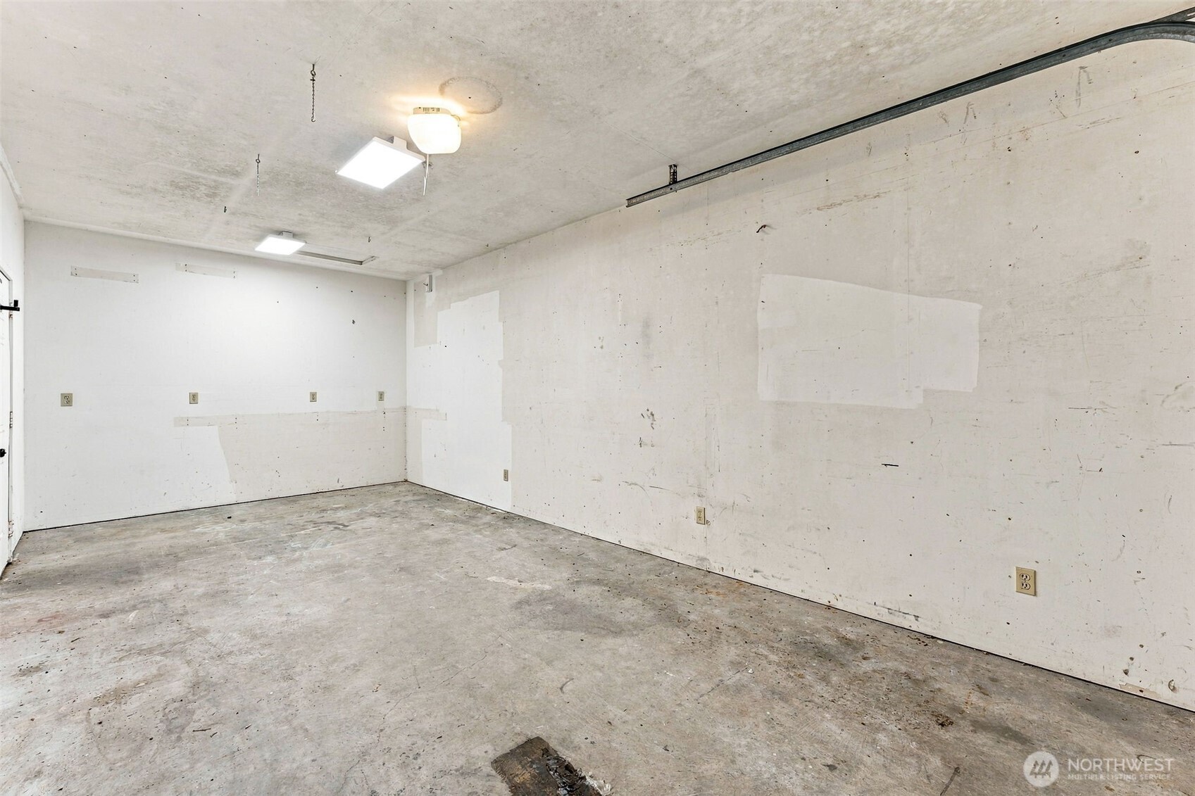 21843 Crest Lane Property Photo 19
