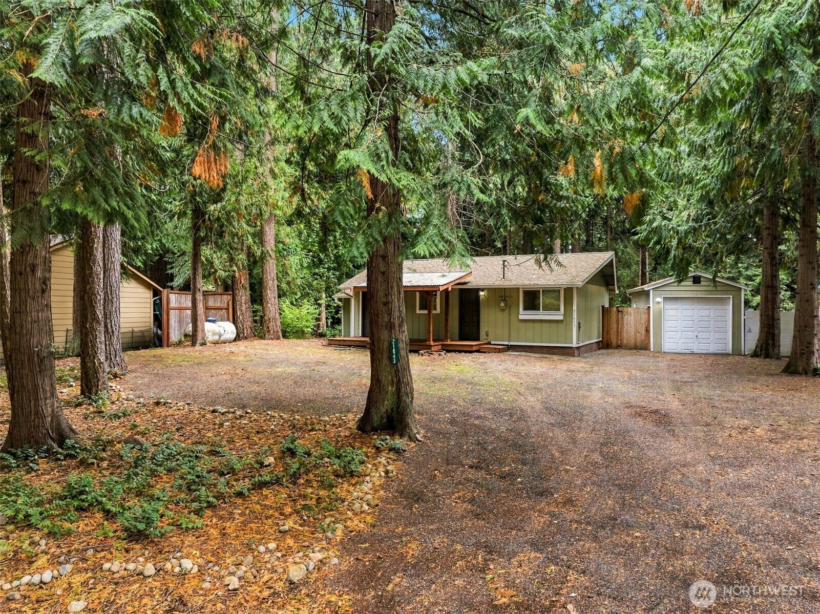 21843 Crest Lane Property Photo 30