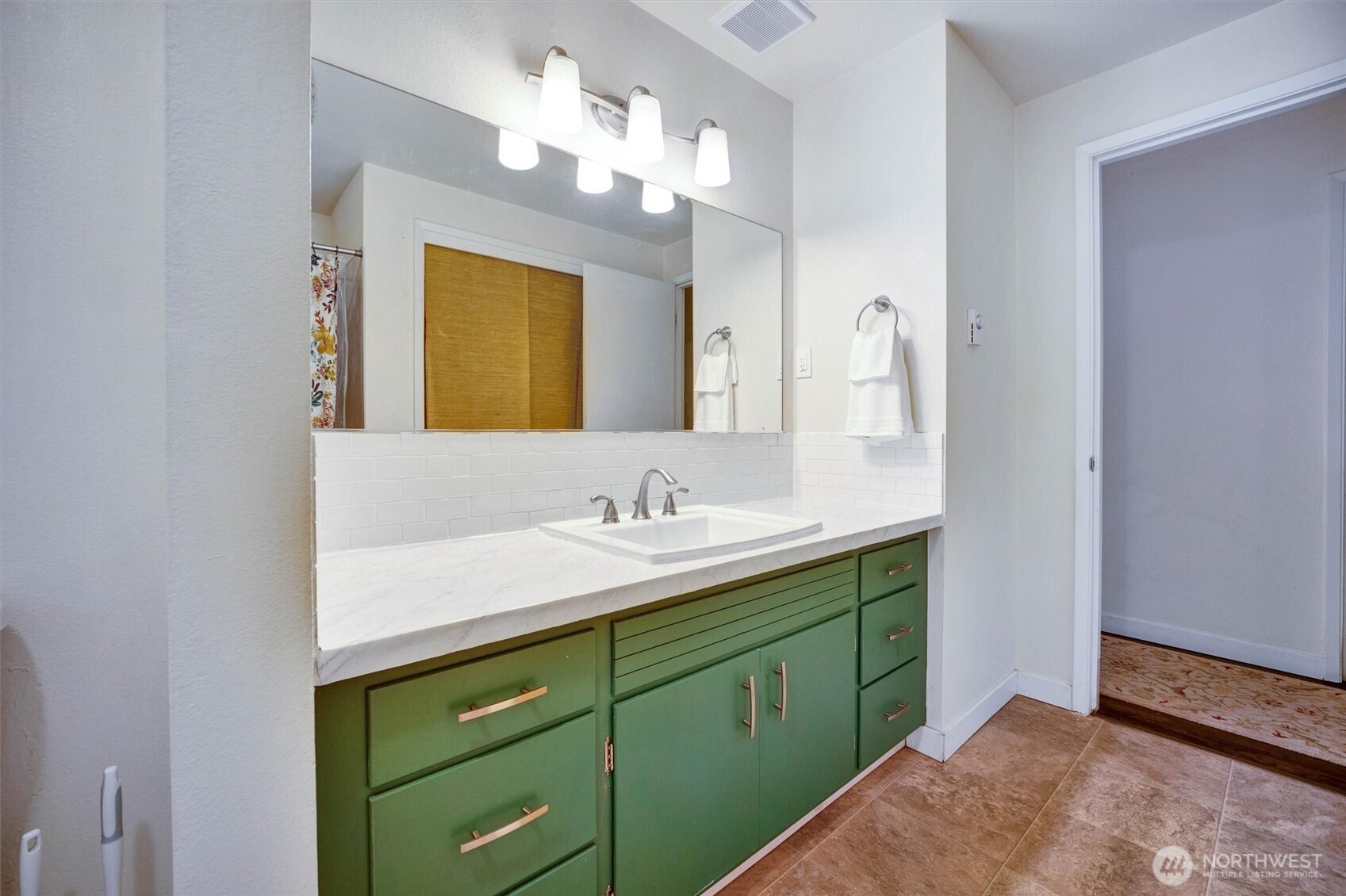 730 110th Place Property Photo 19