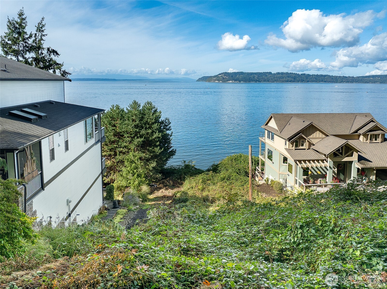 12016 Possession Lane Property Photo 3