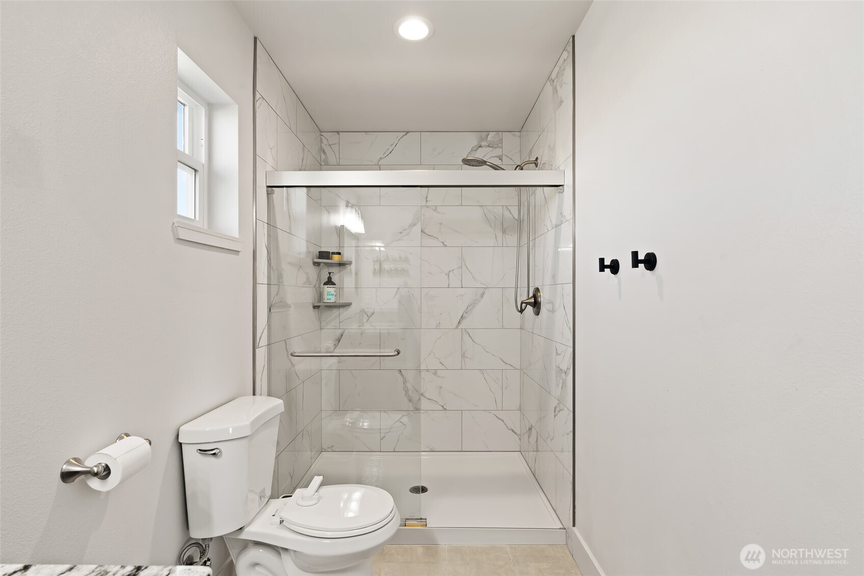 1565 Bitterbrush Drive Property Photo 26