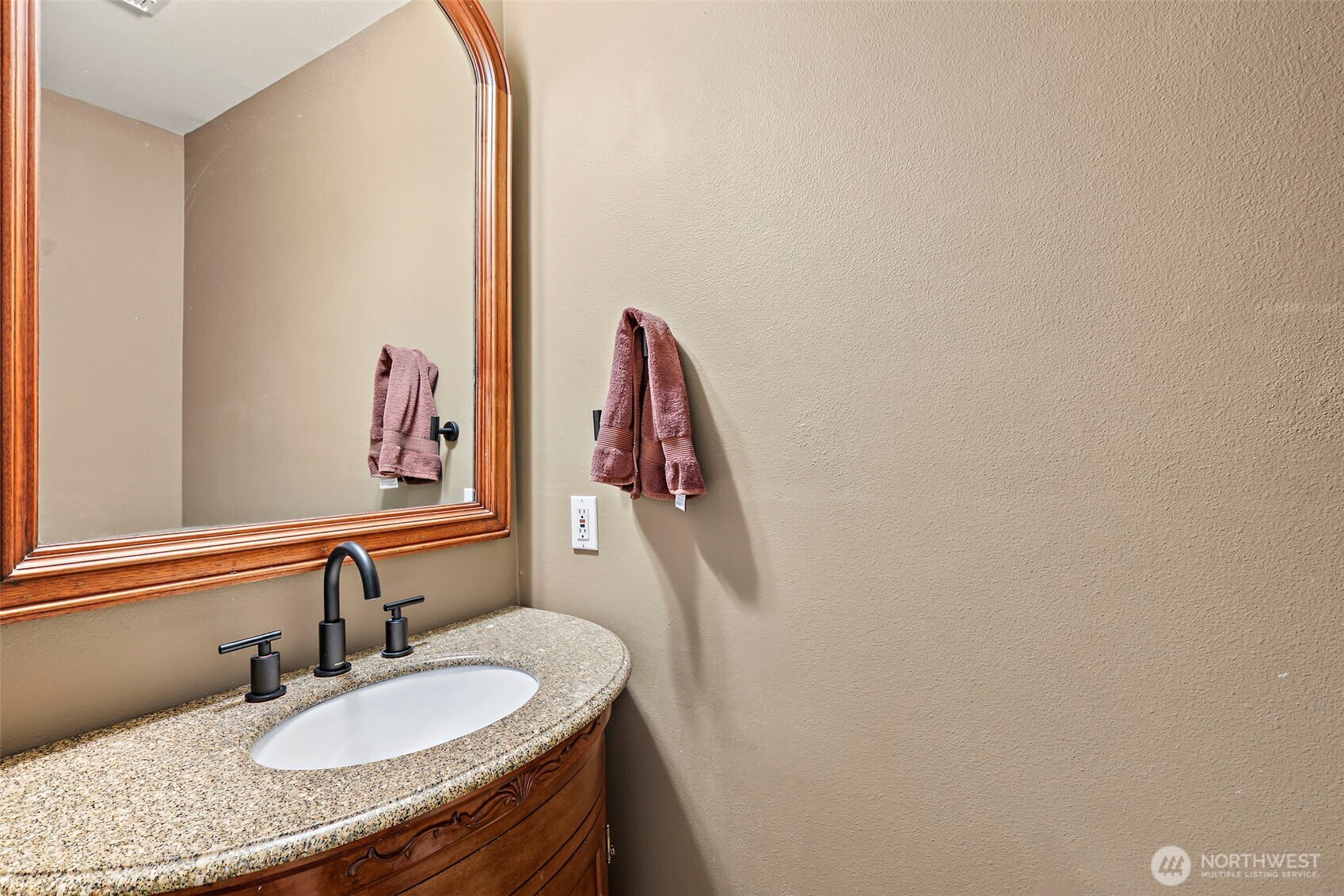 11502 Se 221st Place Property Photo 18