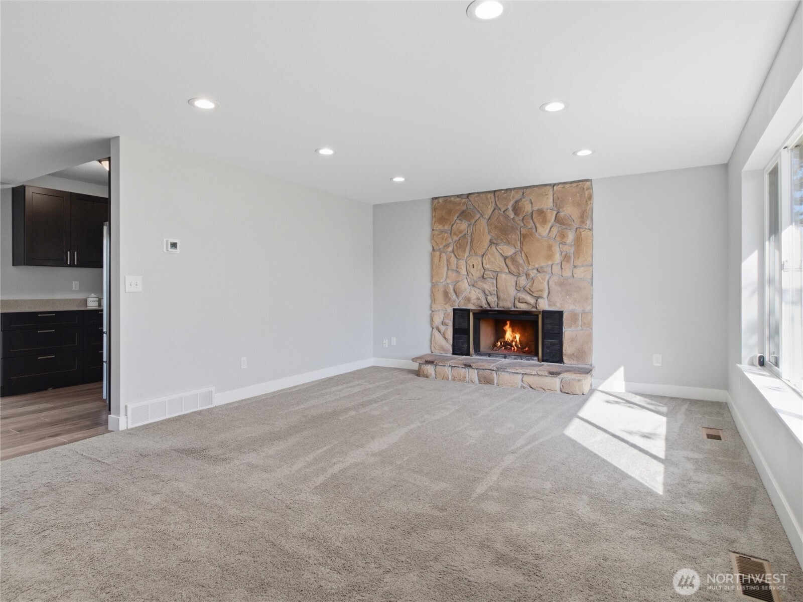 864 Natalie Place Property Photo 5