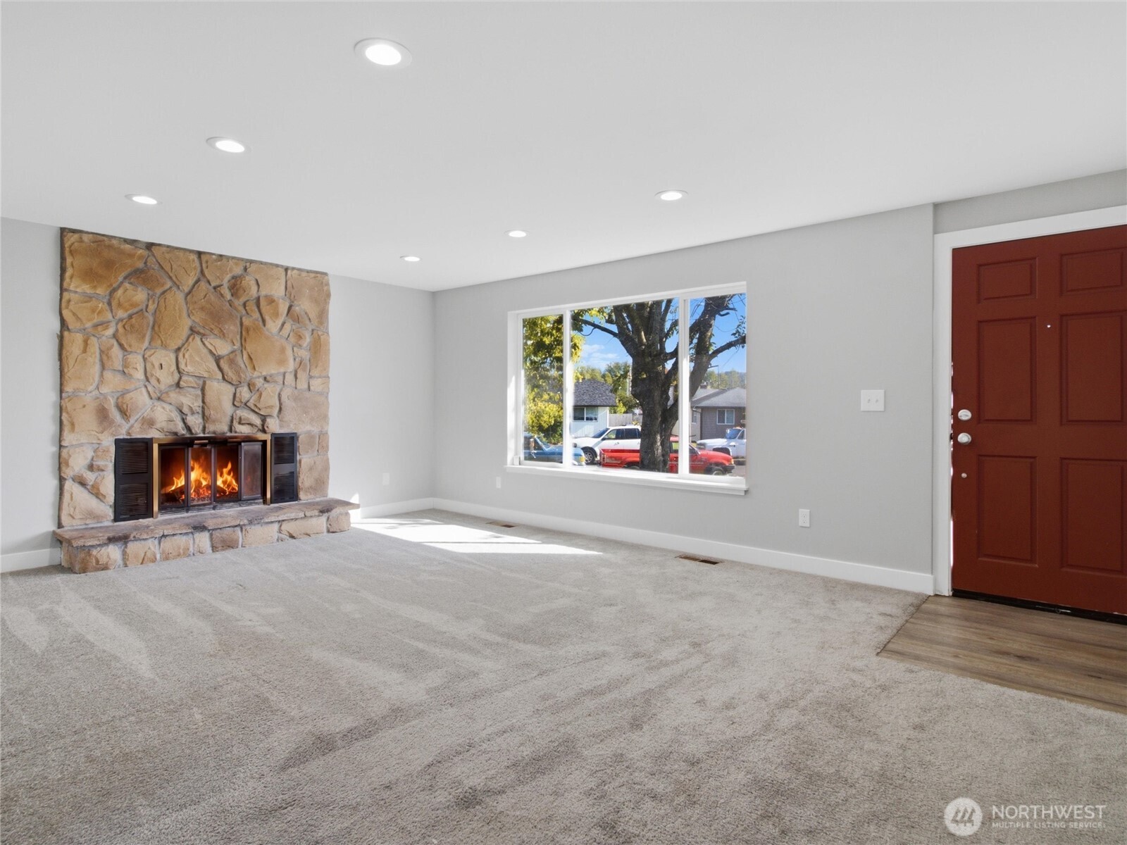 864 Natalie Place Property Photo 6