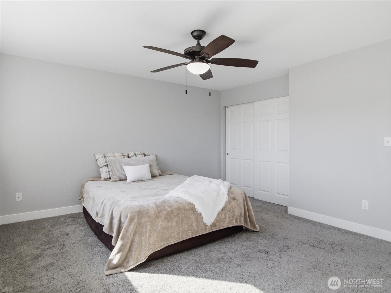 864 Natalie Place Property Photo 16