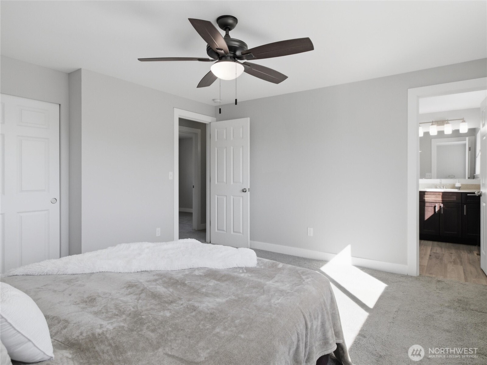 864 Natalie Place Property Photo 17