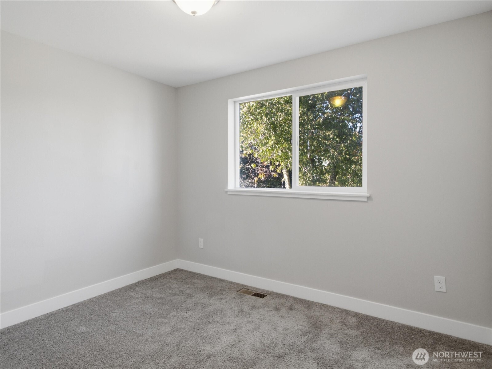 864 Natalie Place Property Photo 20