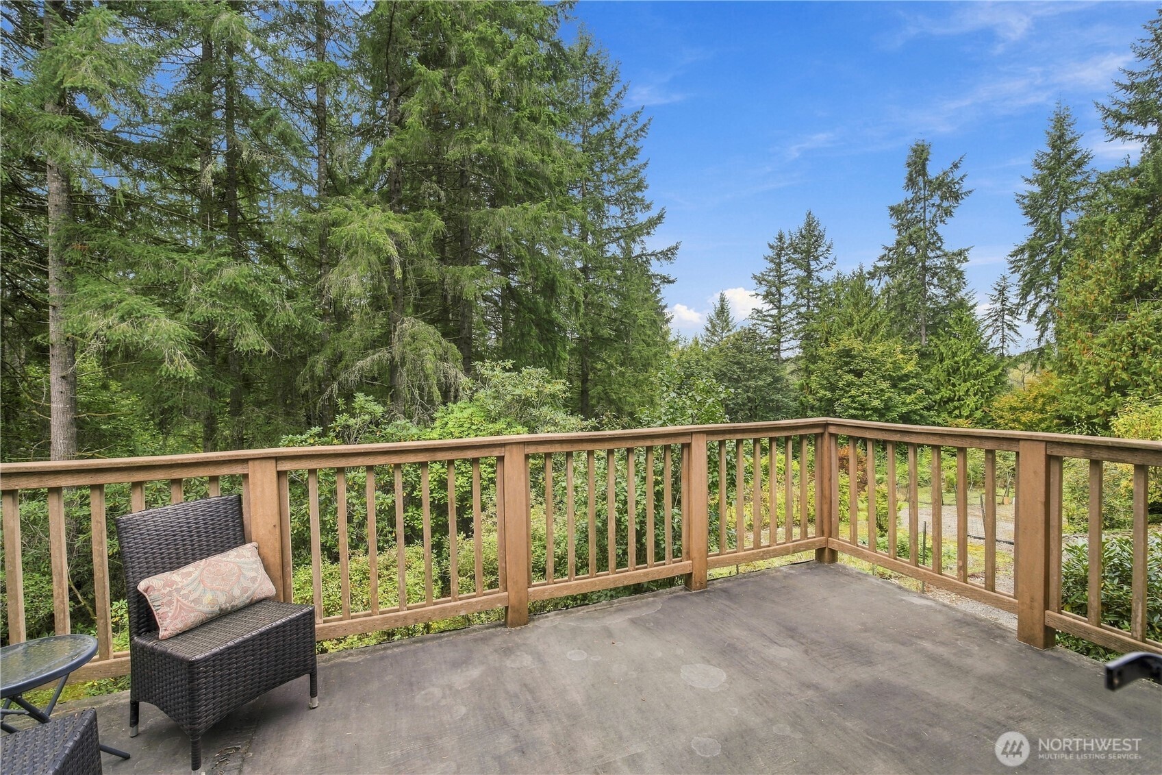 2028 155th Avenue Property Photo 8