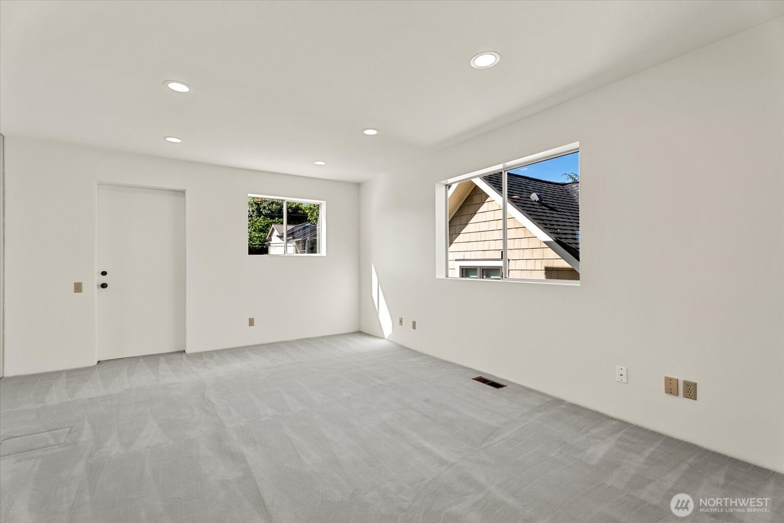 3089 Alki Avenue 2 Property Photo 24
