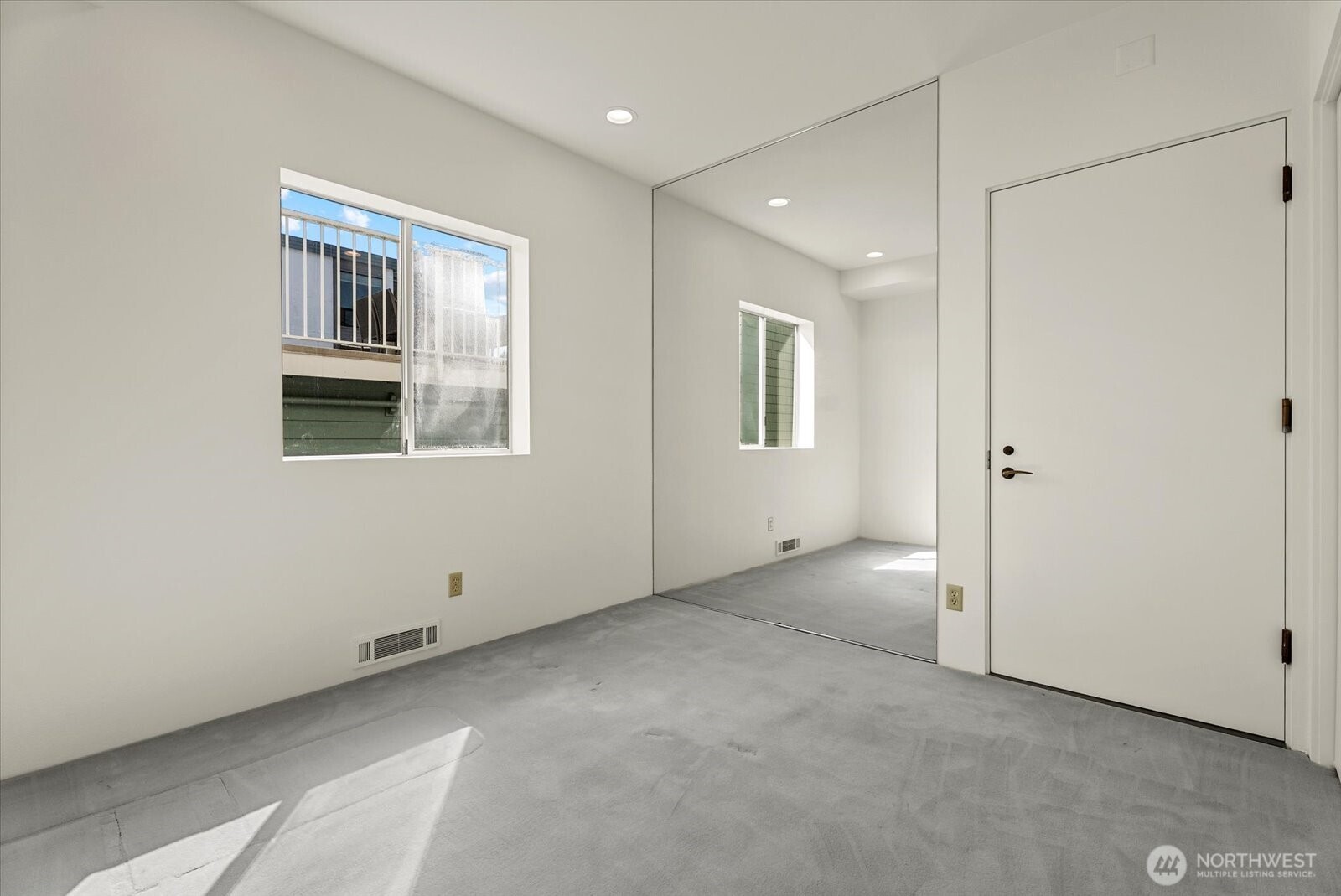 3089 Alki Avenue 2 Property Photo 27