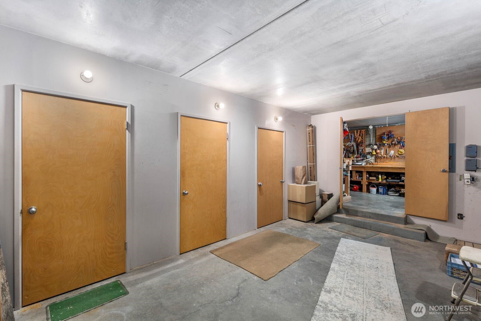 3089 Alki Avenue 2 Property Photo 34