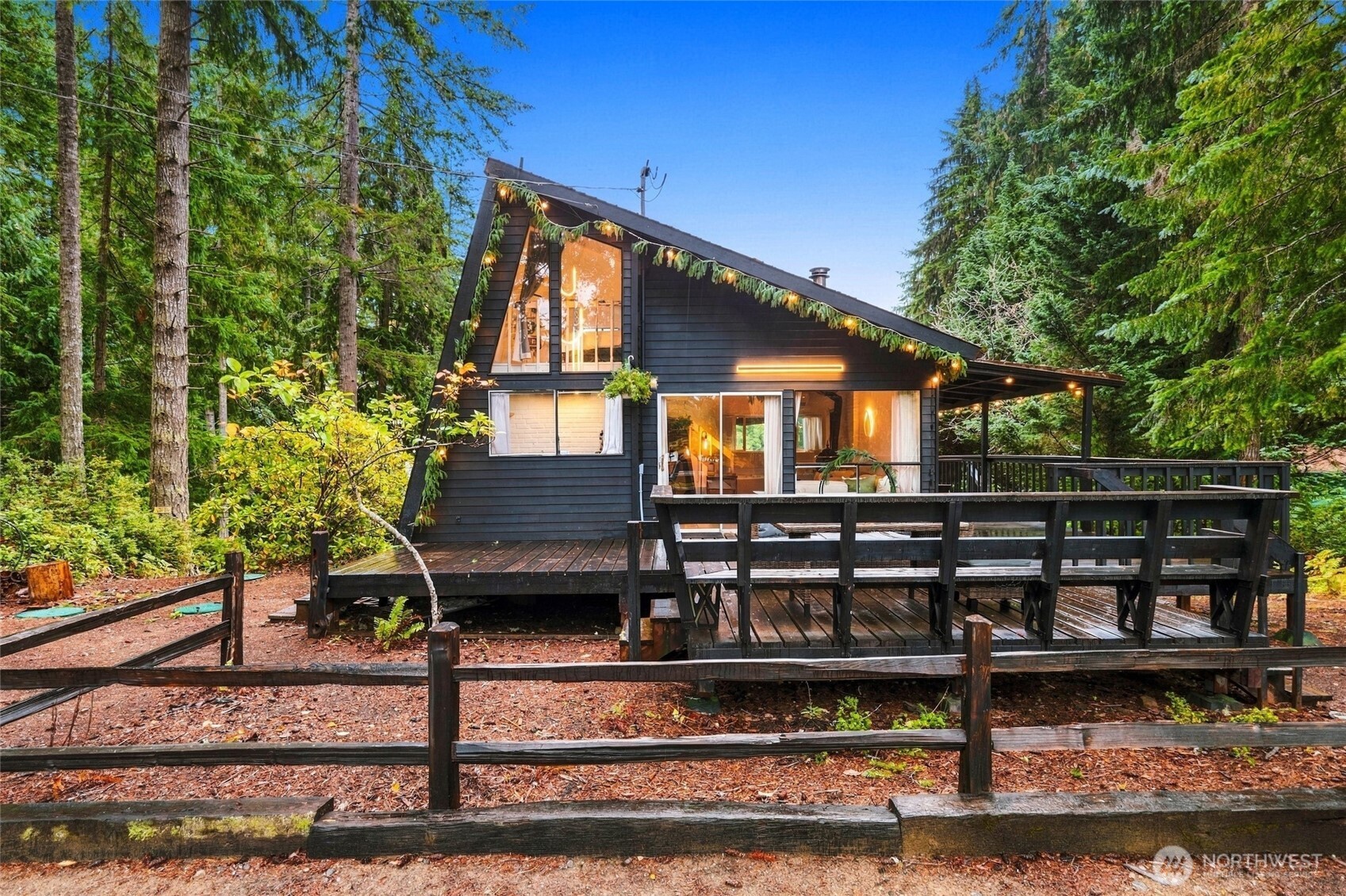 1500 E Timberlake East Drive Property Photo 2