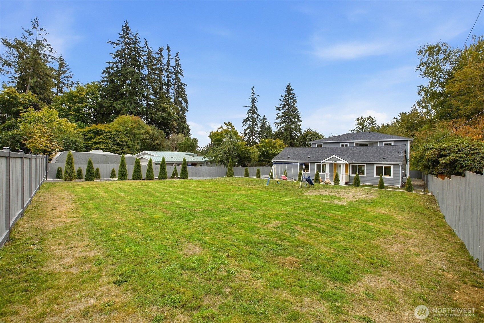 15724 King Place A Property Photo 7
