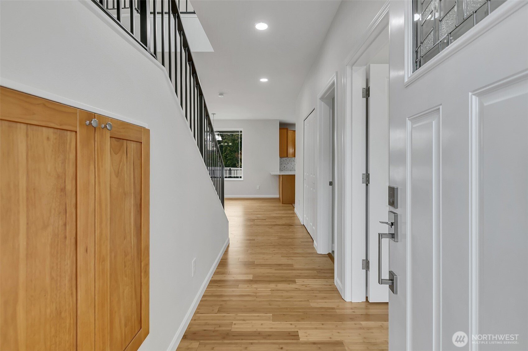 15724 King Place A Property Photo 10