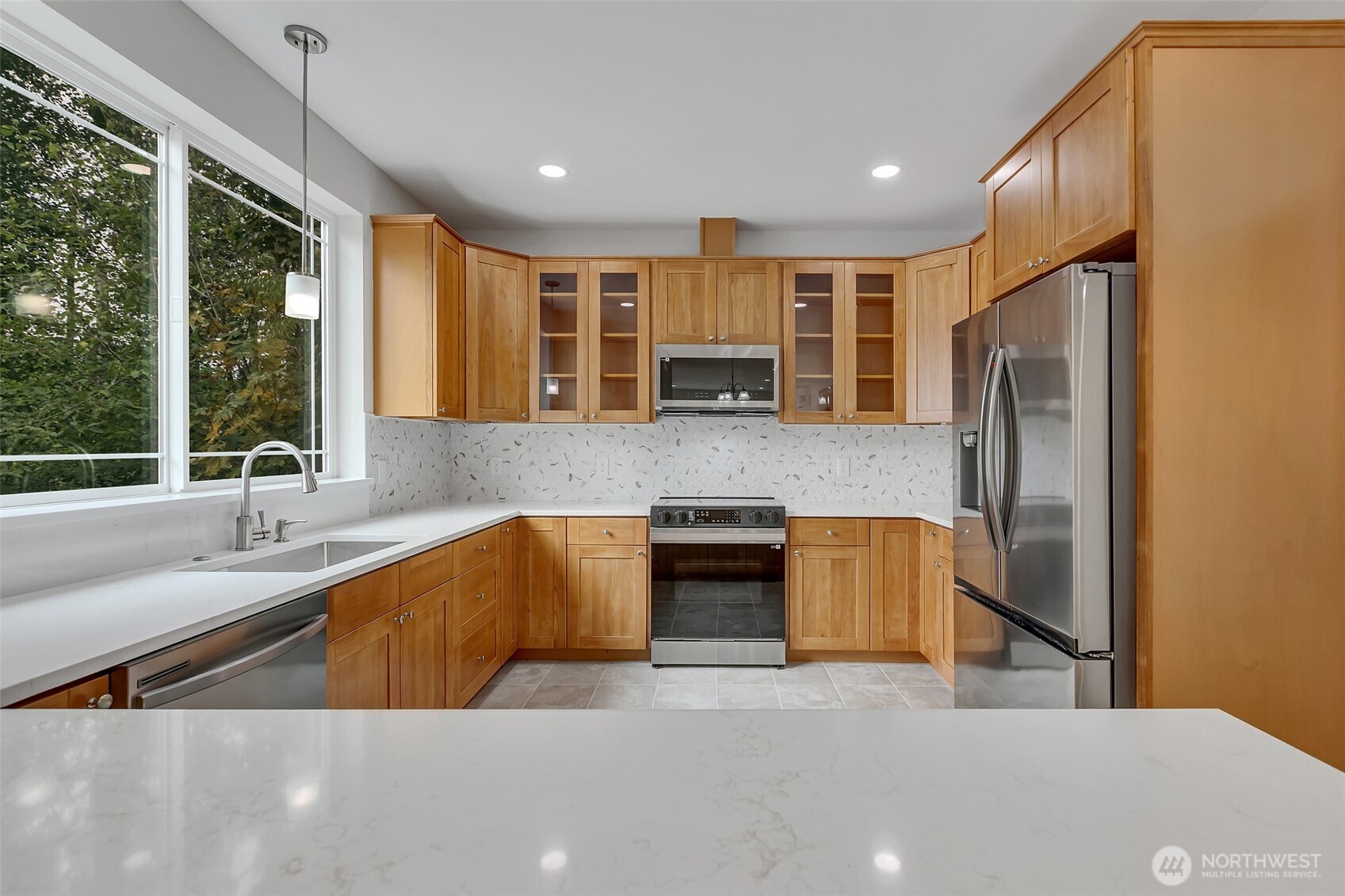 15724 King Place A Property Photo 15