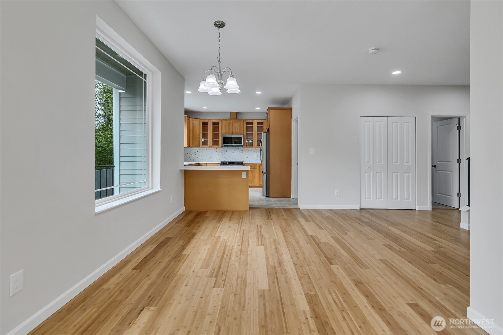 15724 King Place A Property Photo 16